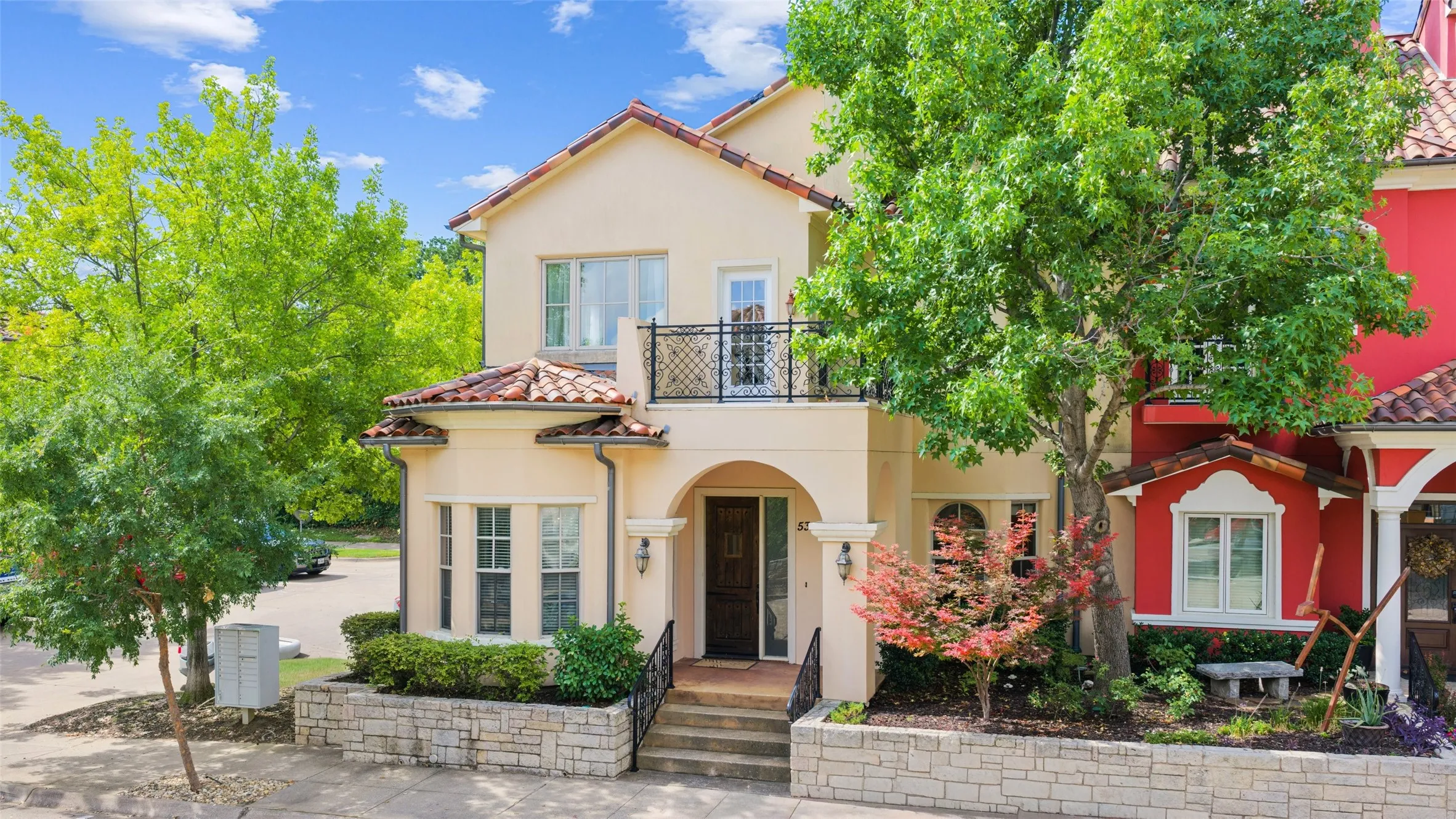Condominium For Sale in Tarrant County , 53 Piazza Lane 110, Colleyville, Texas 76034, 4 Bedroom, 4 Bathroom, 2 Garage spaces, 3,214 Sqft, built in 2004, mls#21322849, Real Estate Agent in Colleyville, Homes For Sale in Tarrant county, Homes For Sale in Colleyville, Realtor in Colleyville Texas, Real Estate Brokerage Independent Realty Texas, Luminita Cordes Realtor