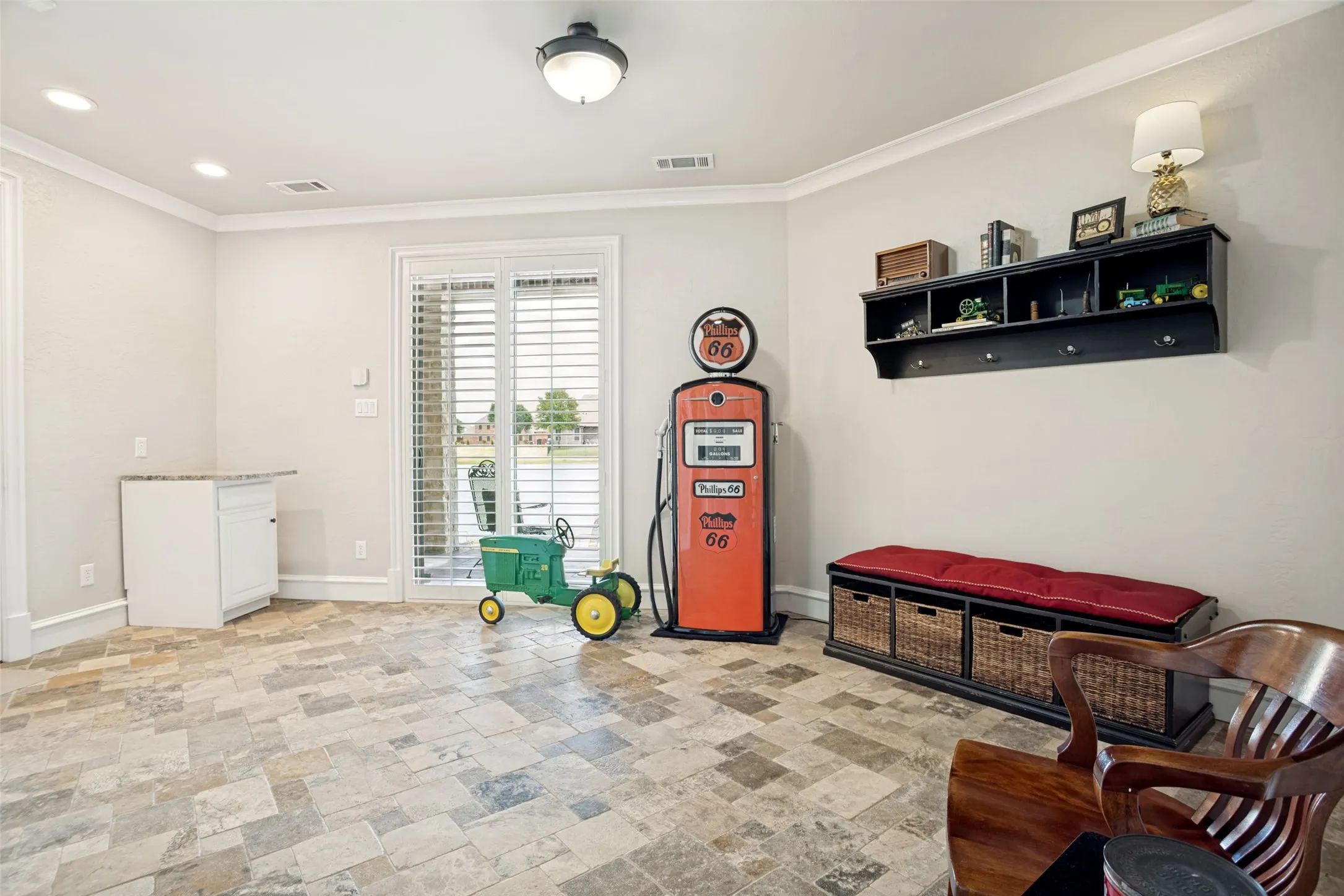 Single Family Residence For Sale in Collin County , 632 Calm Water Cove, Princeton, Texas 75407, 4 Bedroom, 8 Bathroom, 9 Garage spaces, 4,907 Sqft, built in 2008, mls#21328616, Real Estate Agent in Princeton, Homes For Sale in Collin county, Homes For Sale in Princeton, Realtor in Princeton Texas, Real Estate Brokerage Independent Realty Texas, Luminita Cordes Realtor