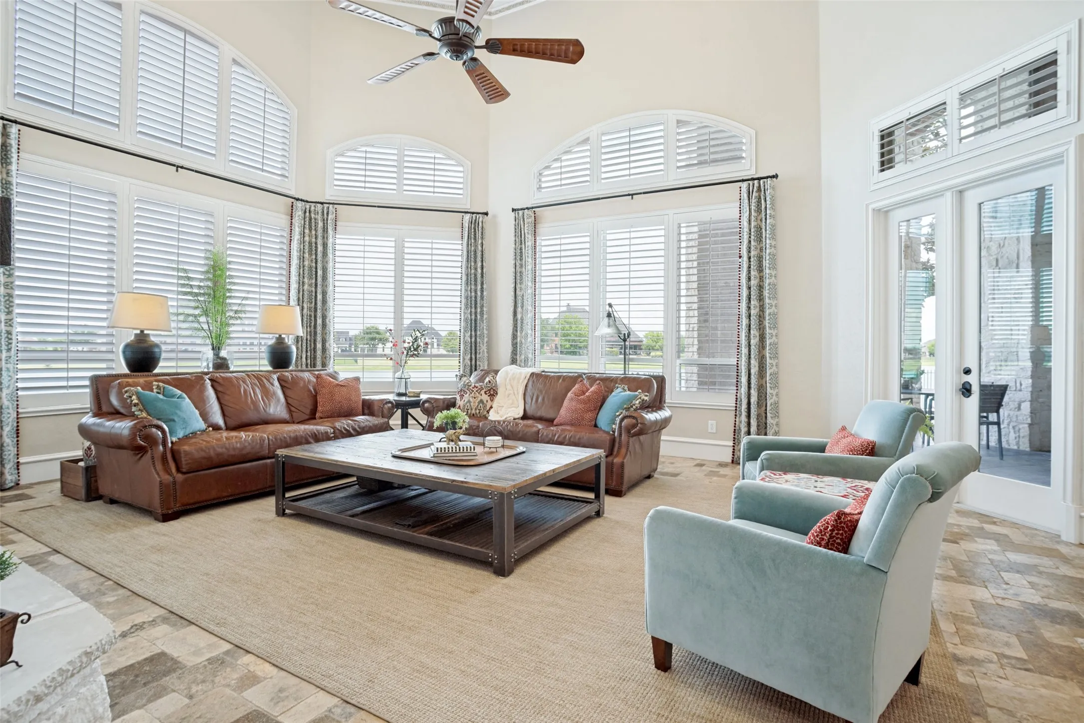 Single Family Residence For Sale in Collin County , 632 Calm Water Cove, Princeton, Texas 75407, 4 Bedroom, 8 Bathroom, 9 Garage spaces, 4,907 Sqft, built in 2008, mls#21328616, Real Estate Agent in Princeton, Homes For Sale in Collin county, Homes For Sale in Princeton, Realtor in Princeton Texas, Real Estate Brokerage Independent Realty Texas, Luminita Cordes Realtor