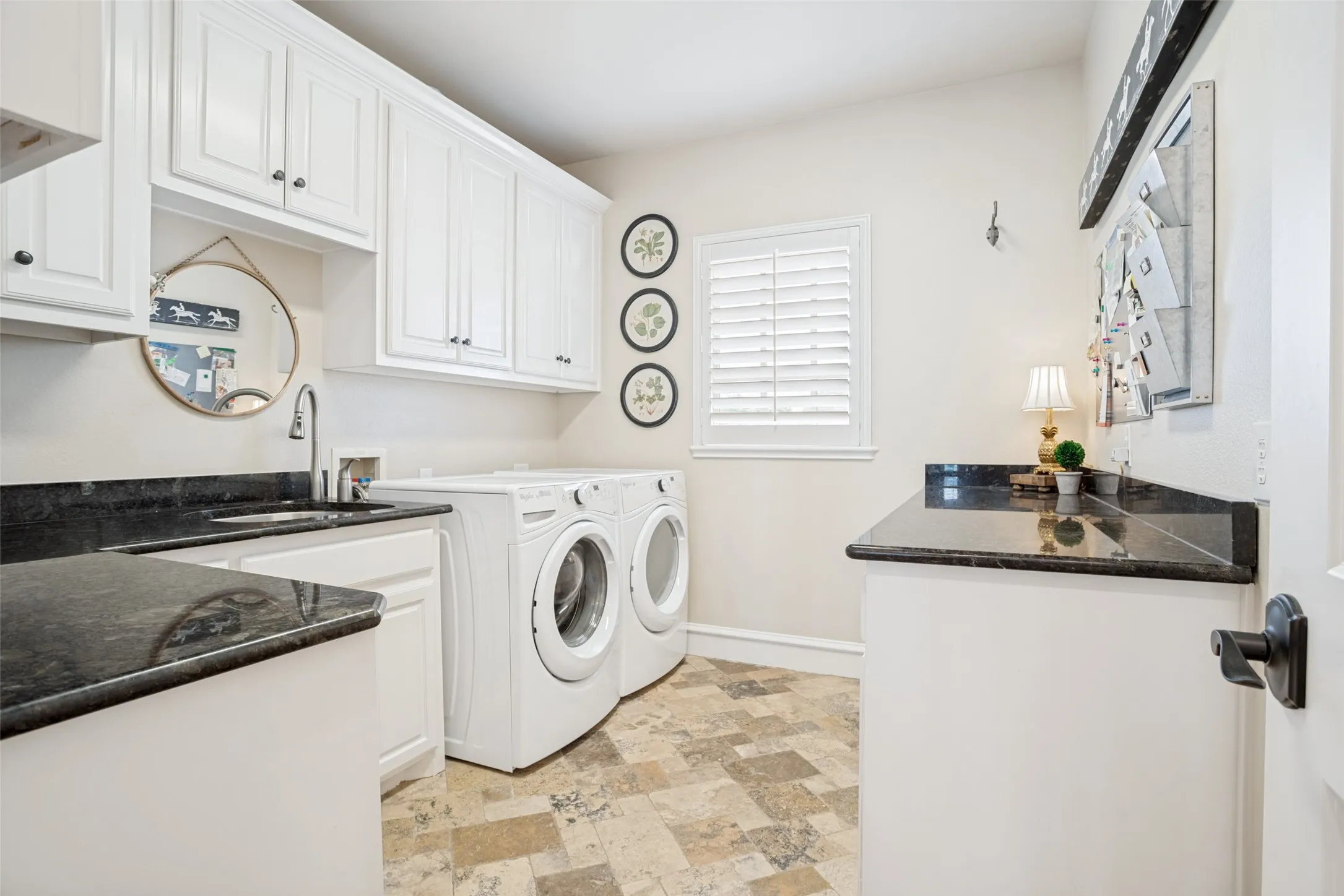 Single Family Residence For Sale in Collin County , 632 Calm Water Cove, Princeton, Texas 75407, 4 Bedroom, 8 Bathroom, 9 Garage spaces, 4,907 Sqft, built in 2008, mls#21328616, Real Estate Agent in Princeton, Homes For Sale in Collin county, Homes For Sale in Princeton, Realtor in Princeton Texas, Real Estate Brokerage Independent Realty Texas, Luminita Cordes Realtor