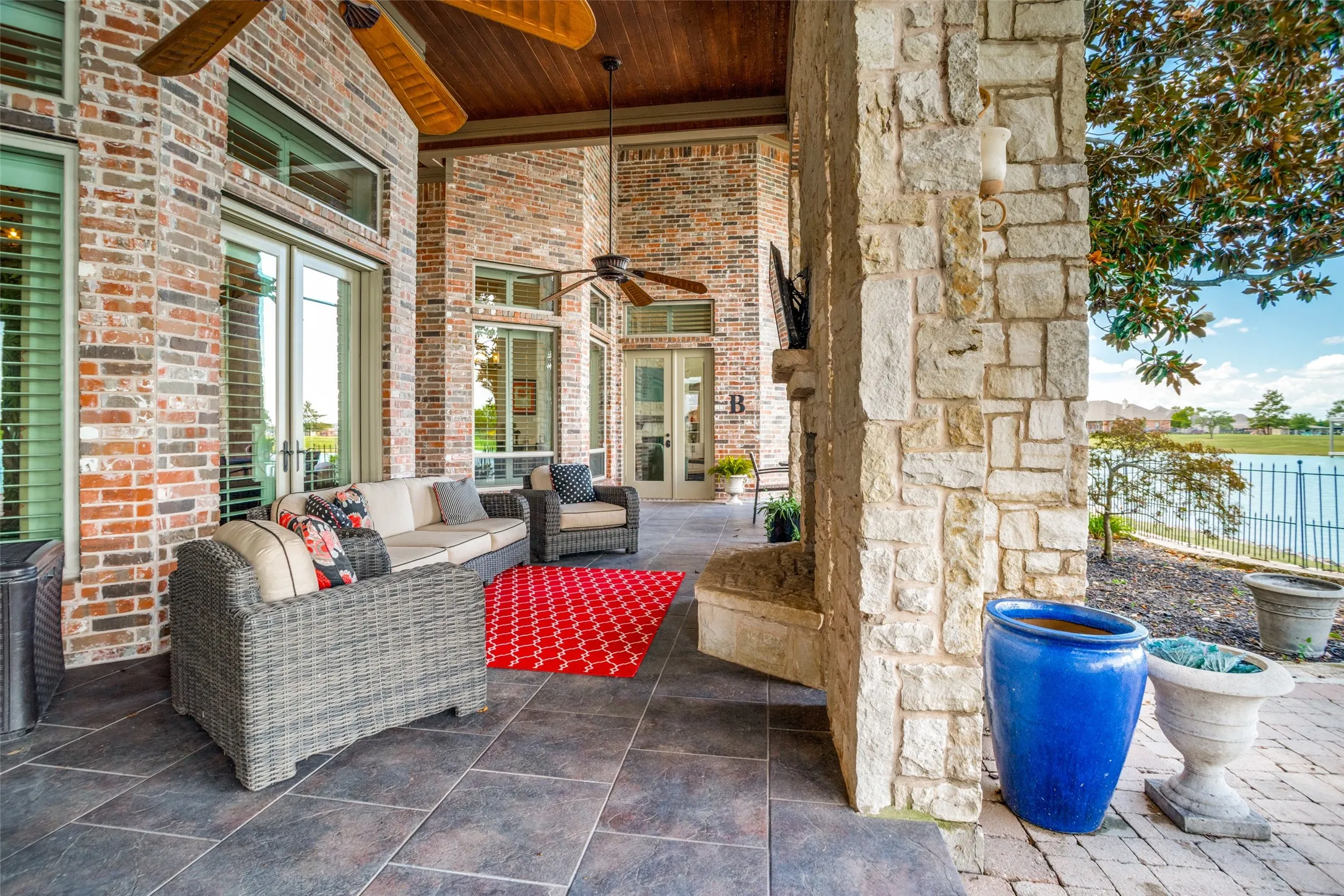 Single Family Residence For Sale in Collin County , 632 Calm Water Cove, Princeton, Texas 75407, 4 Bedroom, 8 Bathroom, 9 Garage spaces, 4,907 Sqft, built in 2008, mls#21328616, Real Estate Agent in Princeton, Homes For Sale in Collin county, Homes For Sale in Princeton, Realtor in Princeton Texas, Real Estate Brokerage Independent Realty Texas, Luminita Cordes Realtor