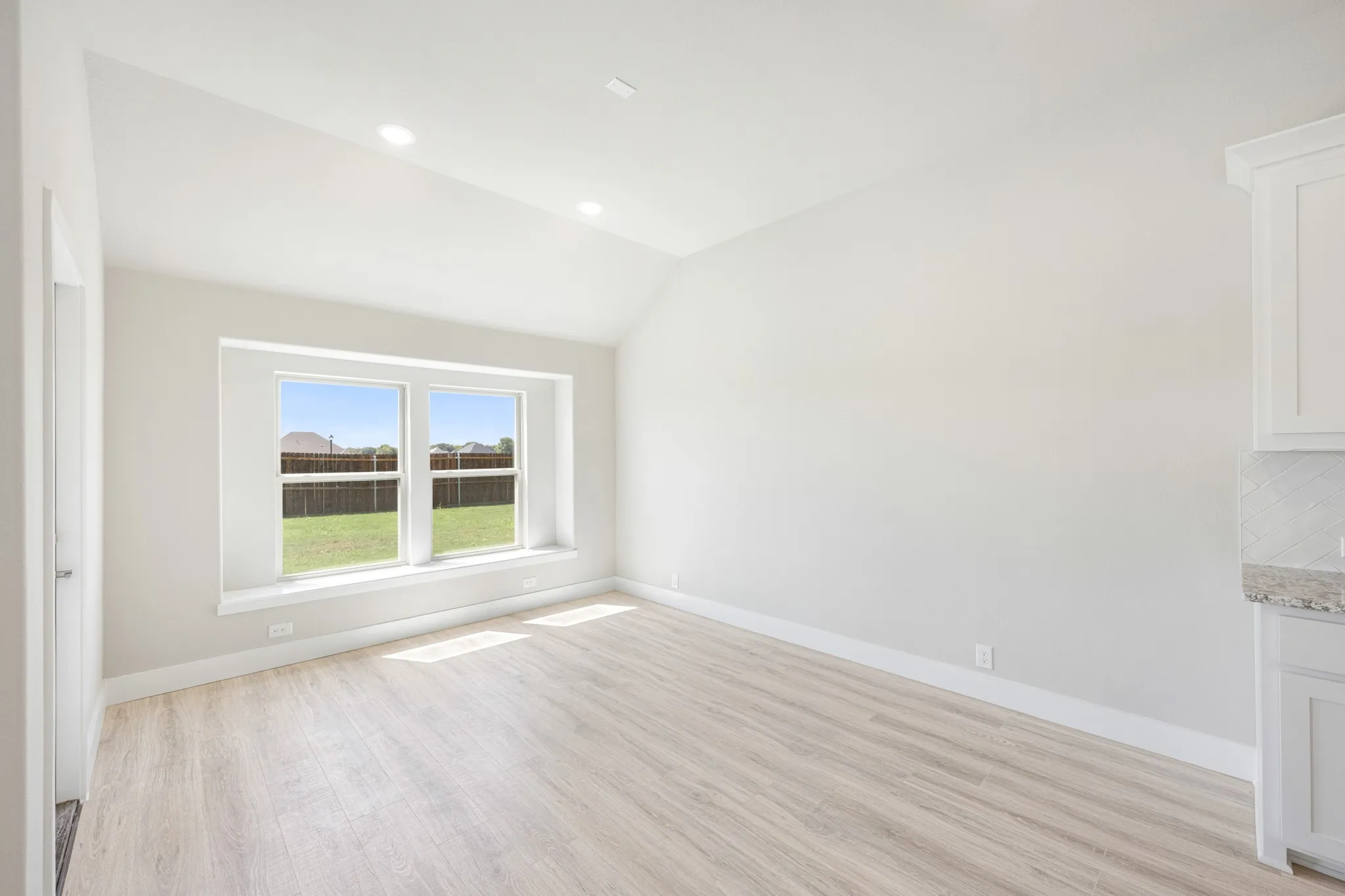 Single Family Residence For Sale in Ellis County , 232 Fireberry Drive, Glenn Heights, Texas 75154, 4 Bedroom, 3 Bathroom, 2 Garage spaces, 2,527 Sqft, built in 2026, mls#21332340, Real Estate Agent in Glenn Heights, Homes For Sale in Ellis county, Homes For Sale in Glenn Heights, Realtor in Glenn Heights Texas, Real Estate Brokerage Independent Realty Texas, Luminita Cordes Realtor
