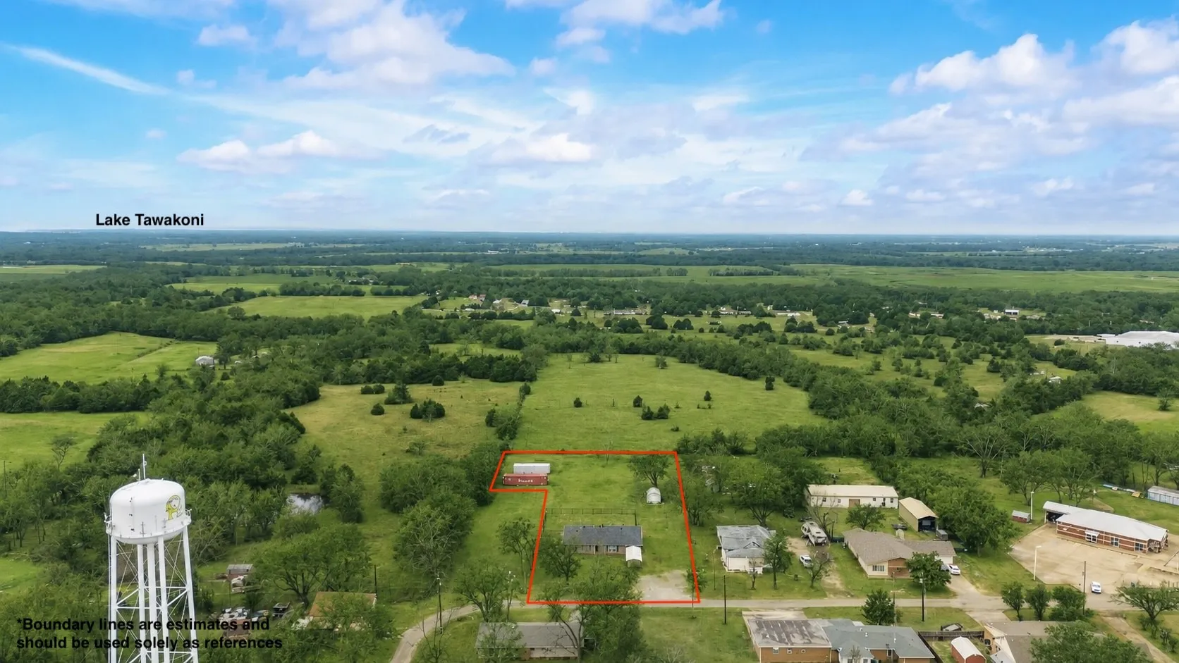Single Family Residence For Sale in Rains County , 221 S Avenue C, Point, Texas 75472, 6 Bedroom, 3 Bathroom, Garage spaces, 2,300 Sqft, built in 1971, mls#21330706, Real Estate Agent in Point, Homes For Sale in Rains county, Homes For Sale in Point, Realtor in Point Texas, Real Estate Brokerage Independent Realty Texas, Luminita Cordes Realtor