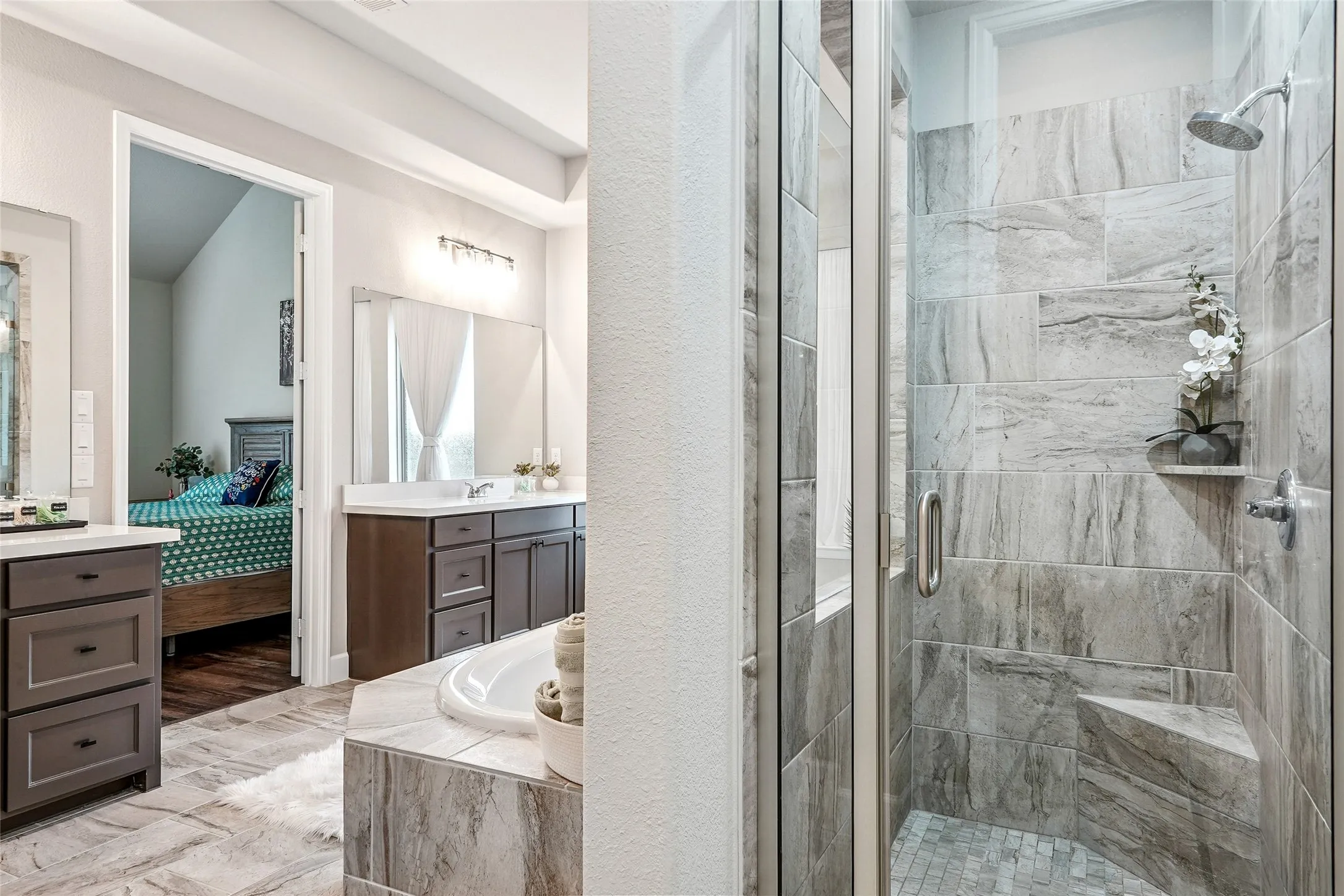 Single Family Residence For Sale in Ellis County , 2618 Seth Drive, Midlothian, Texas 76065, 4 Bedroom, 3 Bathroom, 3 Garage spaces, 2,965 Sqft, built in 2022, mls#21329403, Real Estate Agent in Midlothian, Homes For Sale in Ellis county, Homes For Sale in Midlothian, Realtor in Midlothian Texas, Real Estate Brokerage Independent Realty Texas, Luminita Cordes Realtor