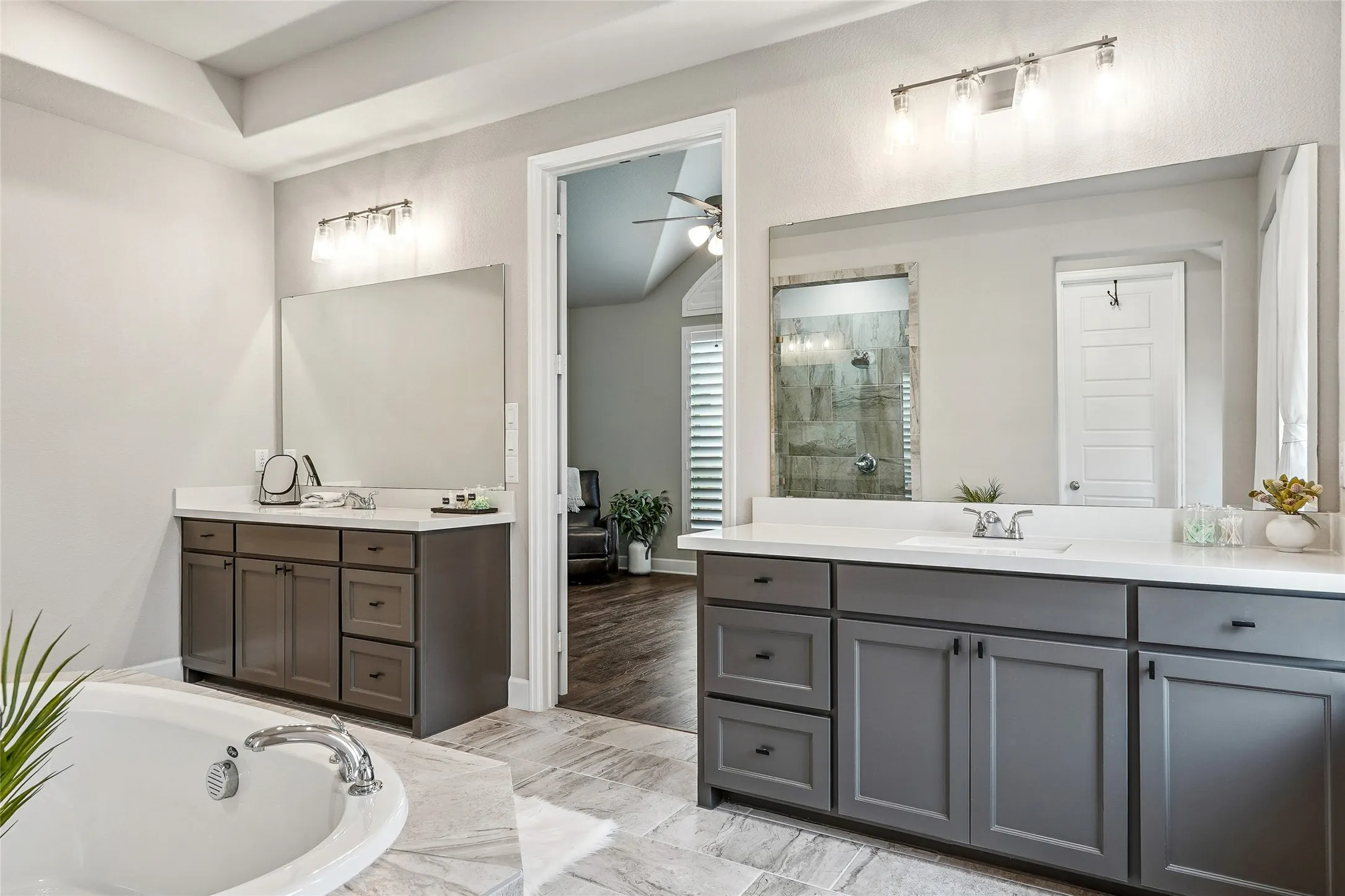 Single Family Residence For Sale in Ellis County , 2618 Seth Drive, Midlothian, Texas 76065, 4 Bedroom, 3 Bathroom, 3 Garage spaces, 2,965 Sqft, built in 2022, mls#21329403, Real Estate Agent in Midlothian, Homes For Sale in Ellis county, Homes For Sale in Midlothian, Realtor in Midlothian Texas, Real Estate Brokerage Independent Realty Texas, Luminita Cordes Realtor
