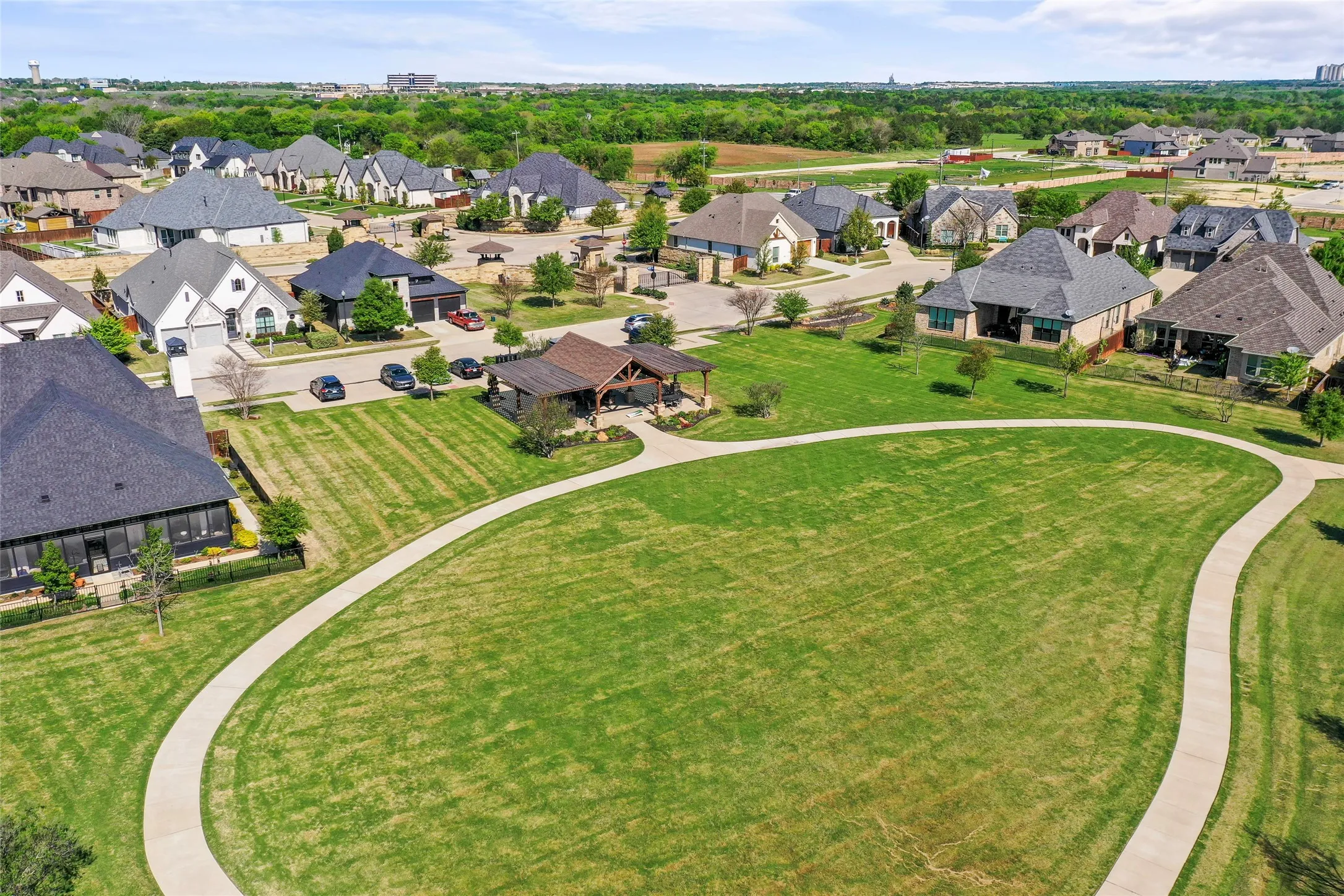 Single Family Residence For Sale in Ellis County , 2618 Seth Drive, Midlothian, Texas 76065, 4 Bedroom, 3 Bathroom, 3 Garage spaces, 2,965 Sqft, built in 2022, mls#21329403, Real Estate Agent in Midlothian, Homes For Sale in Ellis county, Homes For Sale in Midlothian, Realtor in Midlothian Texas, Real Estate Brokerage Independent Realty Texas, Luminita Cordes Realtor