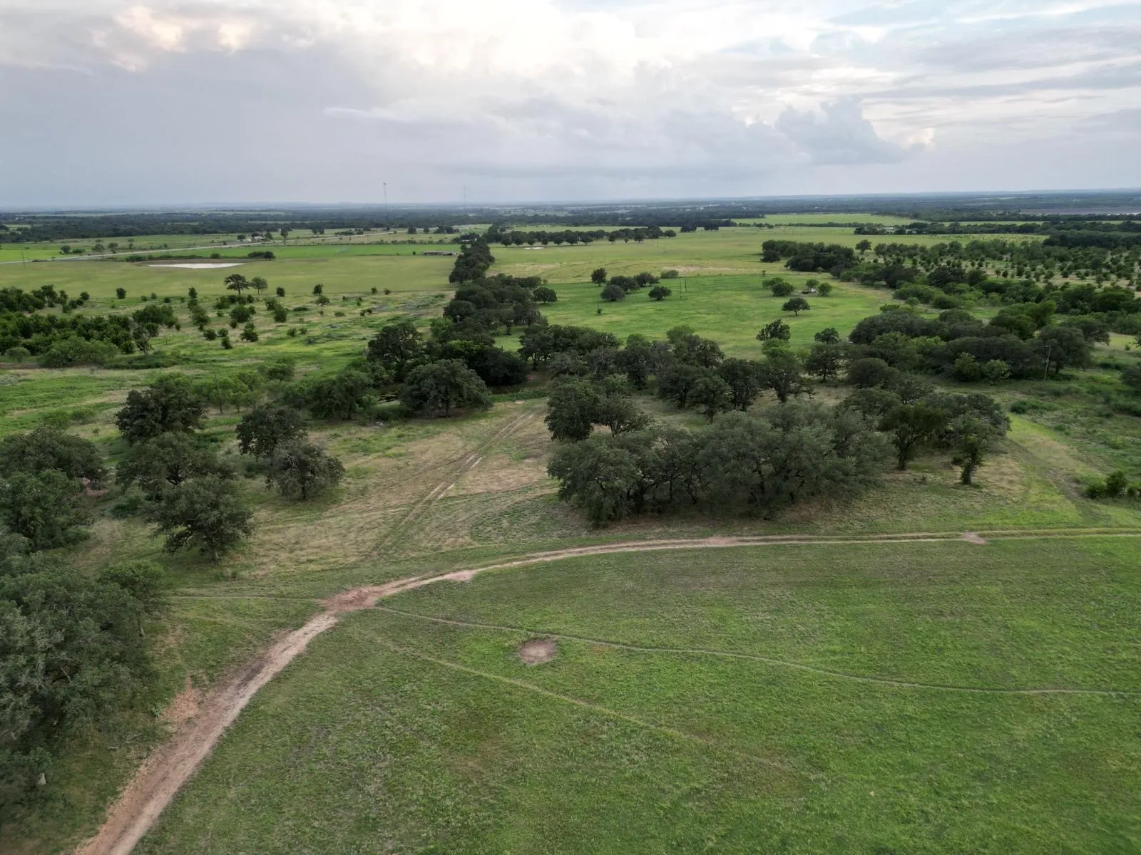 Single Family Residence For Sale in Comanche County , 951 FM 1476, Dublin, Texas 76446, 4 Bedrooms, 4 Bathrooms, 2 Garage spaces, 3,115 Sqft, built in 1969, Price $5,400,000, mls#21332063, Real Estate Agent in Dublin, Homes For Sale in Comanche county, Homes For Sale in Dublin, Realtor in Dublin Texas, Real Estate Brokerage Independent Realty Texas, Luminita Cordes Realtor
