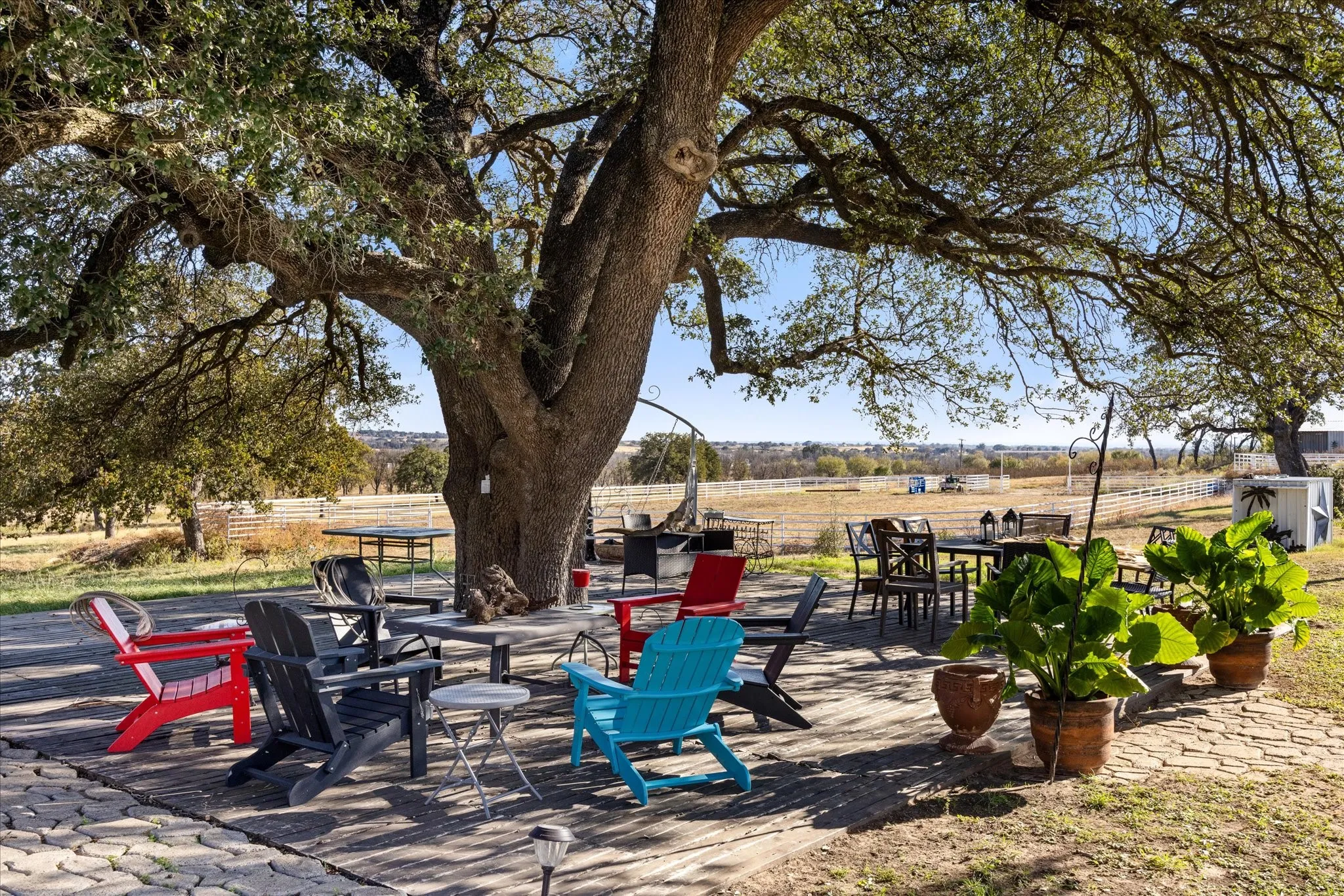 Single Family Residence For Sale in Comanche County , 951 FM 1476, Dublin, Texas 76446, 4 Bedrooms, 4 Bathrooms, 2 Garage spaces, 3,115 Sqft, built in 1969, Price $5,400,000, mls#21332063, Real Estate Agent in Dublin, Homes For Sale in Comanche county, Homes For Sale in Dublin, Realtor in Dublin Texas, Real Estate Brokerage Independent Realty Texas, Luminita Cordes Realtor