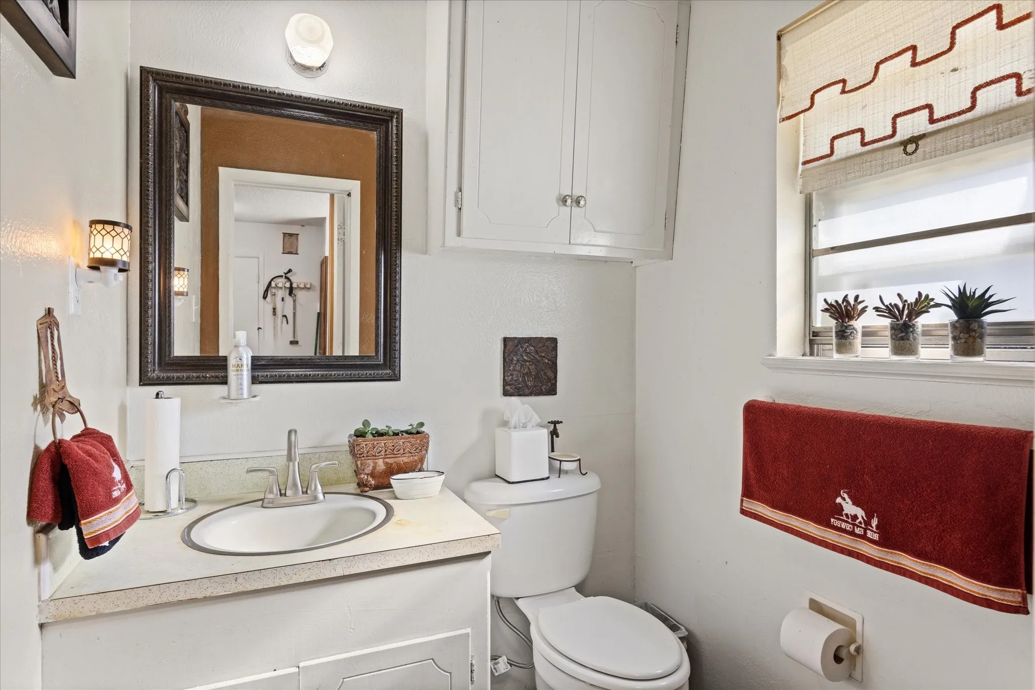 Single Family Residence For Sale in Comanche County , 951 FM 1476, Dublin, Texas 76446, 4 Bedrooms, 4 Bathrooms, 2 Garage spaces, 3,115 Sqft, built in 1969, Price $5,400,000, mls#21332063, Real Estate Agent in Dublin, Homes For Sale in Comanche county, Homes For Sale in Dublin, Realtor in Dublin Texas, Real Estate Brokerage Independent Realty Texas, Luminita Cordes Realtor