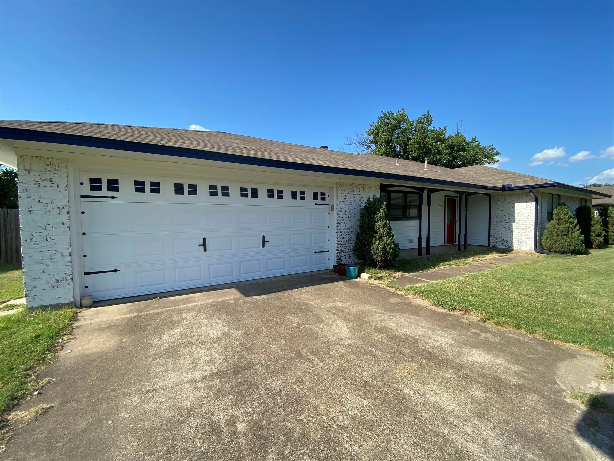 Single Family Residence For Sale in Denton County , 508 Cortes Street, Krugerville, Texas 76227, 3 Bedroom, 2 Bathroom, 2 Garage spaces, 1,465 Sqft, built in 1983, mls#21332671, Real Estate Agent in Krugerville, Homes For Sale in Denton county, Homes For Sale in Krugerville, Realtor in Krugerville Texas, Real Estate Brokerage Independent Realty Texas, Luminita Cordes Realtor