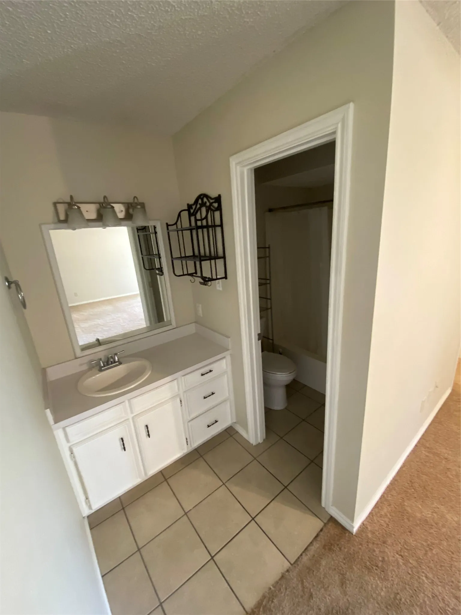 Single Family Residence For Sale in Denton County , 508 Cortes Street, Krugerville, Texas 76227, 3 Bedroom, 2 Bathroom, 2 Garage spaces, 1,465 Sqft, built in 1983, mls#21332671, Real Estate Agent in Krugerville, Homes For Sale in Denton county, Homes For Sale in Krugerville, Realtor in Krugerville Texas, Real Estate Brokerage Independent Realty Texas, Luminita Cordes Realtor