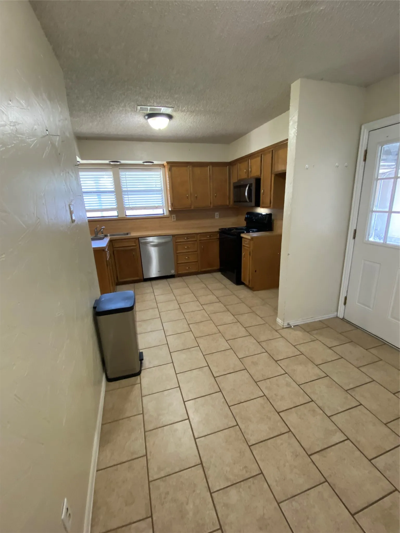Single Family Residence For Sale in Denton County , 508 Cortes Street, Krugerville, Texas 76227, 3 Bedroom, 2 Bathroom, 2 Garage spaces, 1,465 Sqft, built in 1983, mls#21332671, Real Estate Agent in Krugerville, Homes For Sale in Denton county, Homes For Sale in Krugerville, Realtor in Krugerville Texas, Real Estate Brokerage Independent Realty Texas, Luminita Cordes Realtor