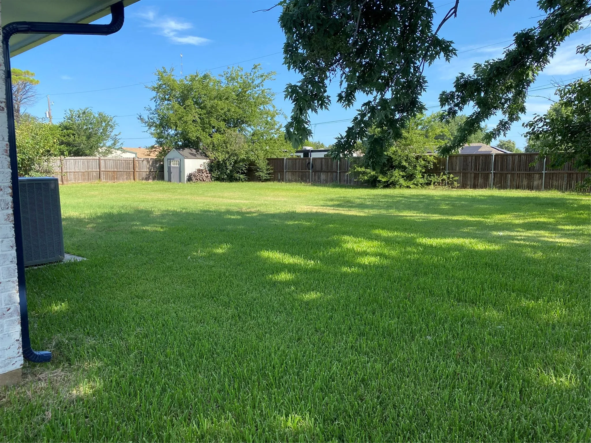 Single Family Residence For Sale in Denton County , 508 Cortes Street, Krugerville, Texas 76227, 3 Bedroom, 2 Bathroom, 2 Garage spaces, 1,465 Sqft, built in 1983, mls#21332671, Real Estate Agent in Krugerville, Homes For Sale in Denton county, Homes For Sale in Krugerville, Realtor in Krugerville Texas, Real Estate Brokerage Independent Realty Texas, Luminita Cordes Realtor