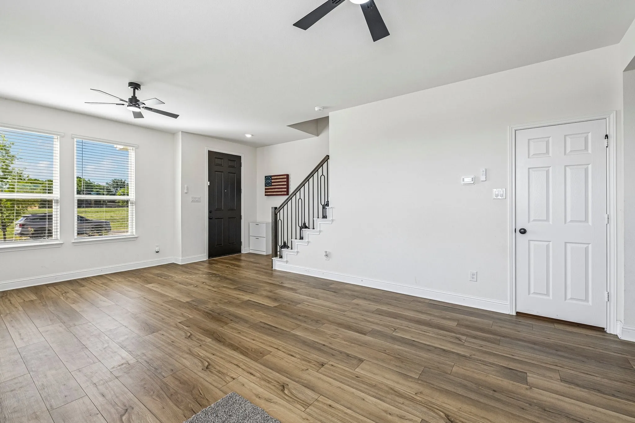 Single Family Residence For Sale in Dallas County , 721 Saint Lawrence Drive, Seagoville, Texas 75159, 3 Bedroom, 3 Bathroom, 2 Garage spaces, 2,752 Sqft, built in 2025, mls#21332104, Real Estate Agent in Seagoville, Homes For Sale in Dallas county, Homes For Sale in Seagoville, Realtor in Seagoville Texas, Real Estate Brokerage Independent Realty Texas, Luminita Cordes Realtor