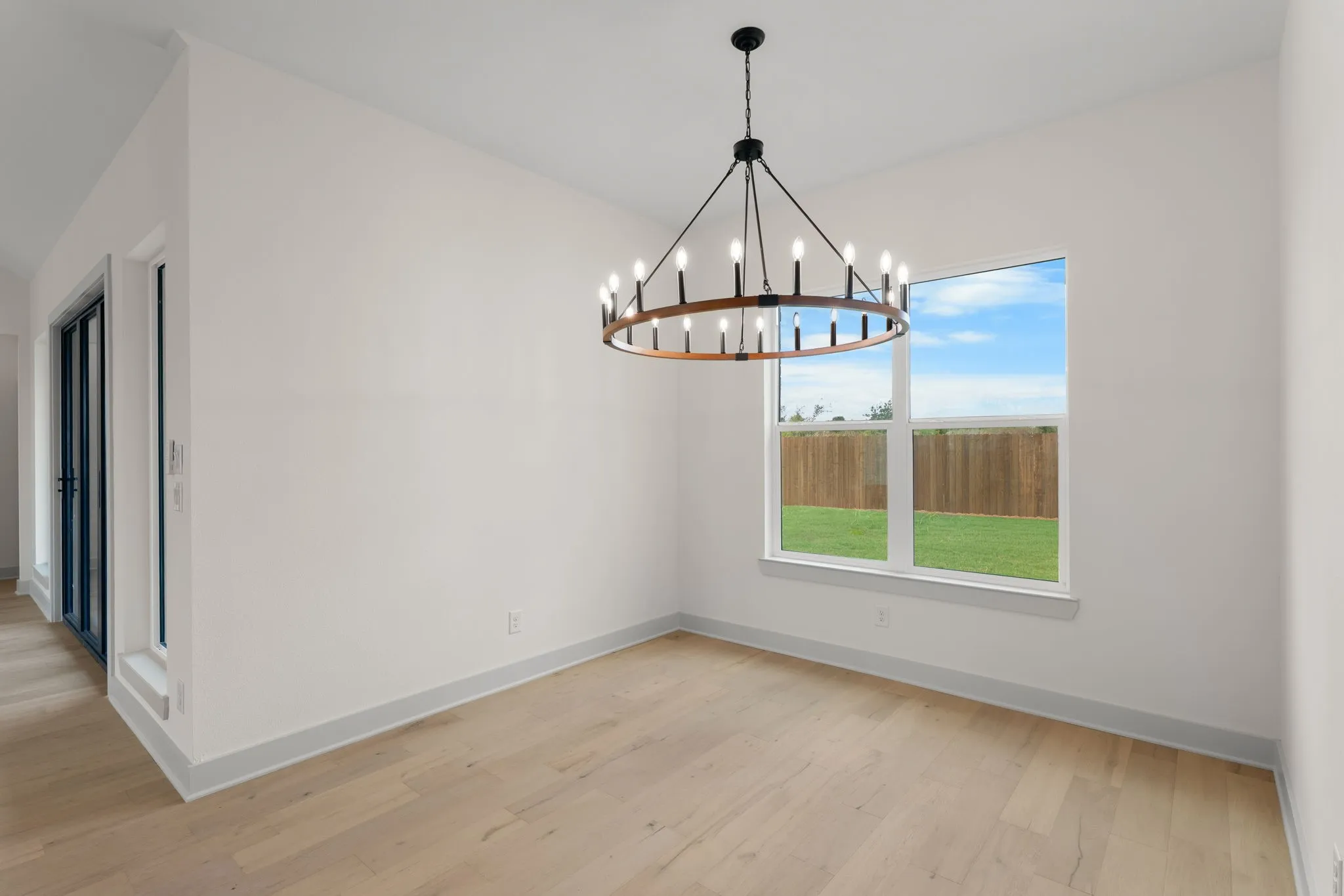 Single Family Residence For Sale in Mc Lennan County , 1125 Dillinger Road, Hewitt, Texas 76643, 4 Bedroom, 3 Bathroom, 2 Garage spaces, 2,344 Sqft, built in 2026, mls#21331349, Real Estate Agent in Hewitt, Homes For Sale in Mc Lennan county, Homes For Sale in Hewitt, Realtor in Hewitt Texas, Real Estate Brokerage Independent Realty Texas, Luminita Cordes Realtor