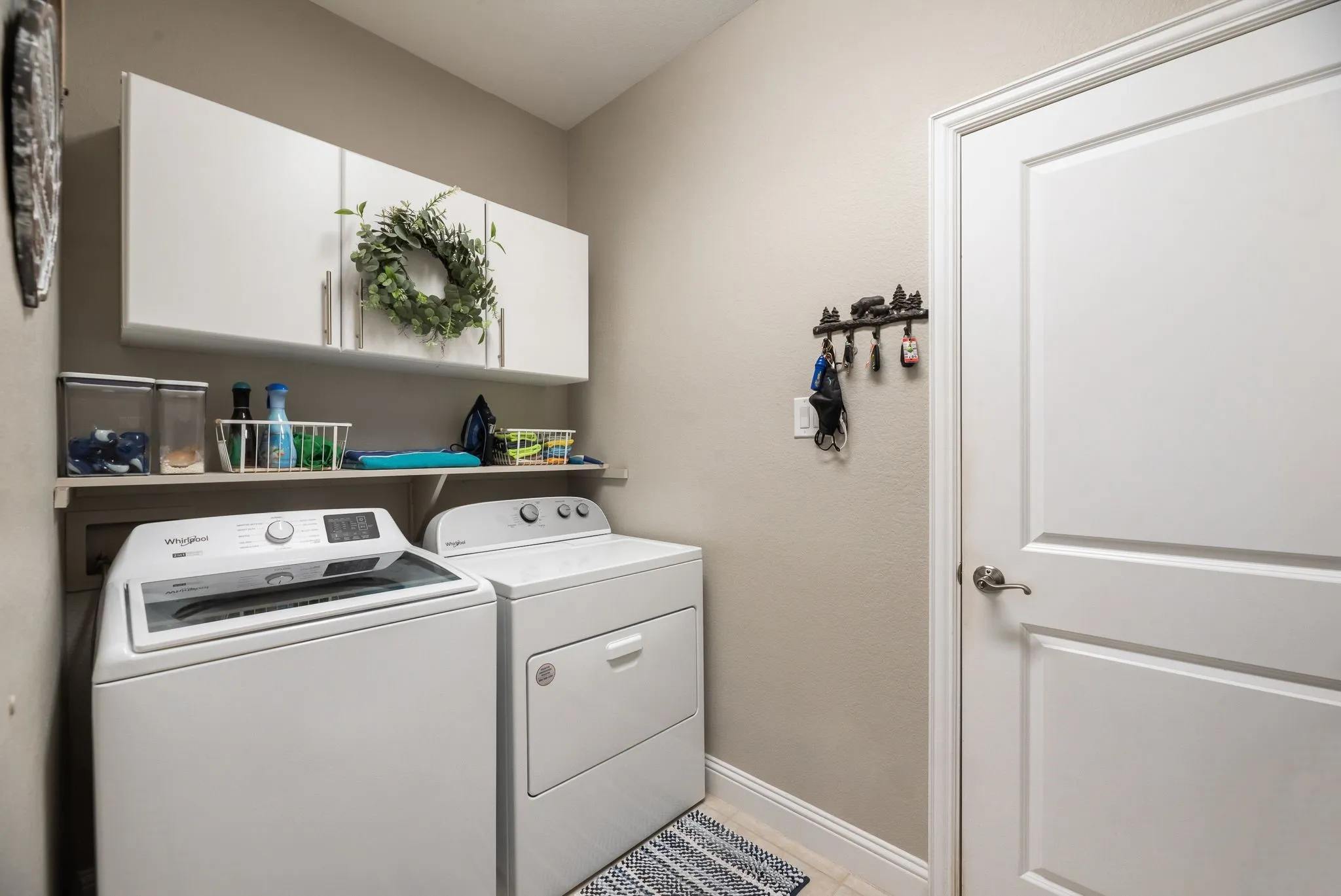 Single Family Residence For Sale in Tarrant County , 11616 Twining Branch Circle, Fort Worth, Texas 76052, 4 Bedroom, 3 Bathroom, 2 Garage spaces, 3,434 Sqft, built in 2015, mls#21326725, Real Estate Agent in Fort Worth, Homes For Sale in Tarrant county, Homes For Sale in Fort Worth, Realtor in Fort Worth Texas, Real Estate Brokerage Independent Realty Texas, Luminita Cordes Realtor