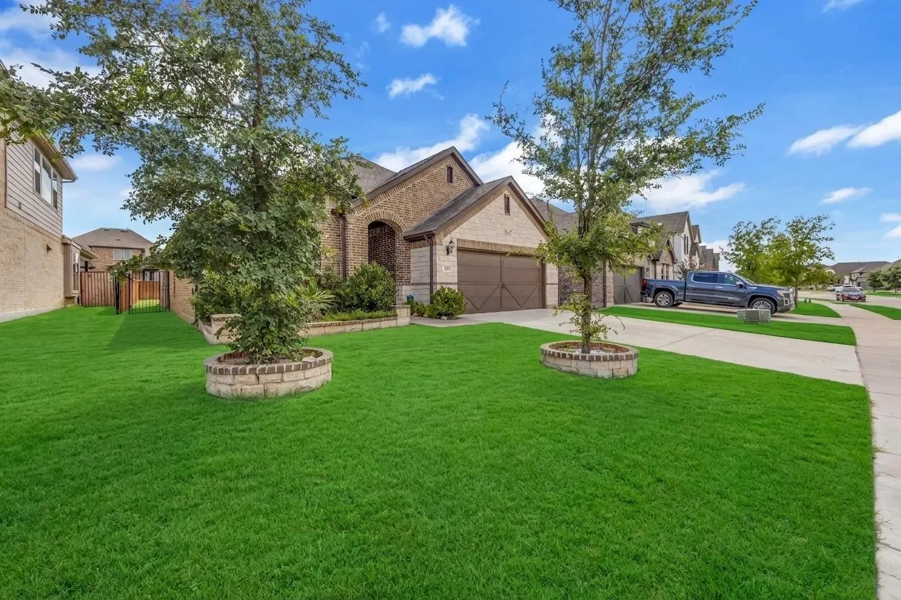 Single Family Residence For Sale in Tarrant County , 453 Letara Vista Drive, Haslet, Texas 76052, 4 Bedroom, 3 Bathroom, 2 Garage spaces, 2,058 Sqft, built in 2020, mls#21330375, Real Estate Agent in Haslet, Homes For Sale in Tarrant county, Homes For Sale in Haslet, Realtor in Haslet Texas, Real Estate Brokerage Independent Realty Texas, Luminita Cordes Realtor