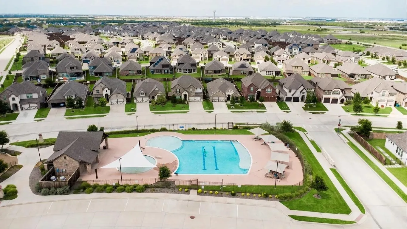 Single Family Residence For Sale in Tarrant County , 453 Letara Vista Drive, Haslet, Texas 76052, 4 Bedroom, 3 Bathroom, 2 Garage spaces, 2,058 Sqft, built in 2020, mls#21330375, Real Estate Agent in Haslet, Homes For Sale in Tarrant county, Homes For Sale in Haslet, Realtor in Haslet Texas, Real Estate Brokerage Independent Realty Texas, Luminita Cordes Realtor