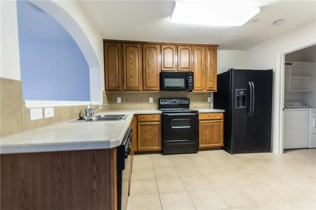 Townhouse For Rent in Collin County , 10371 Darkwood Drive, Frisco, Texas 75035, 3 Bedroom, 3 Bathroom, 2 Garage spaces, 1,641 Sqft, built in 2006, mls#21331595, Real Estate Agent in Frisco, Homes For Rent in Collin county, Homes For Rent in Frisco, Realtor in Frisco Texas, Real Estate Brokerage Independent Realty Texas, Luminita Cordes Realtor