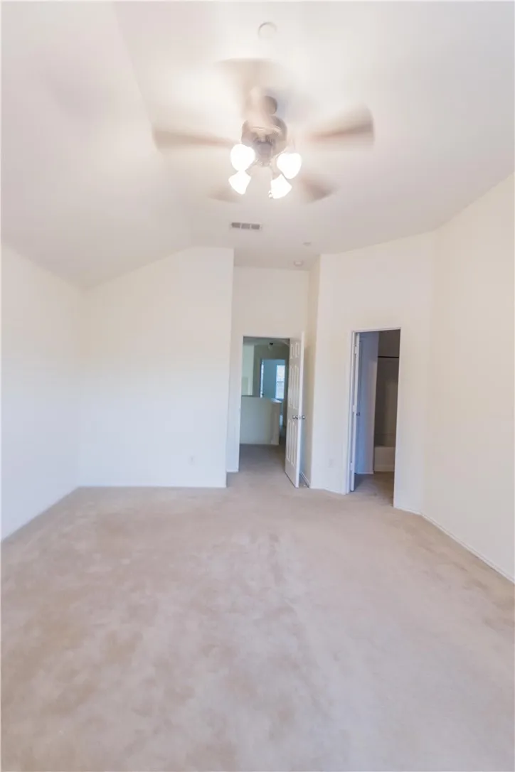 Townhouse For Rent in Collin County , 10371 Darkwood Drive, Frisco, Texas 75035, 3 Bedroom, 3 Bathroom, 2 Garage spaces, 1,641 Sqft, built in 2006, mls#21331595, Real Estate Agent in Frisco, Homes For Rent in Collin county, Homes For Rent in Frisco, Realtor in Frisco Texas, Real Estate Brokerage Independent Realty Texas, Luminita Cordes Realtor
