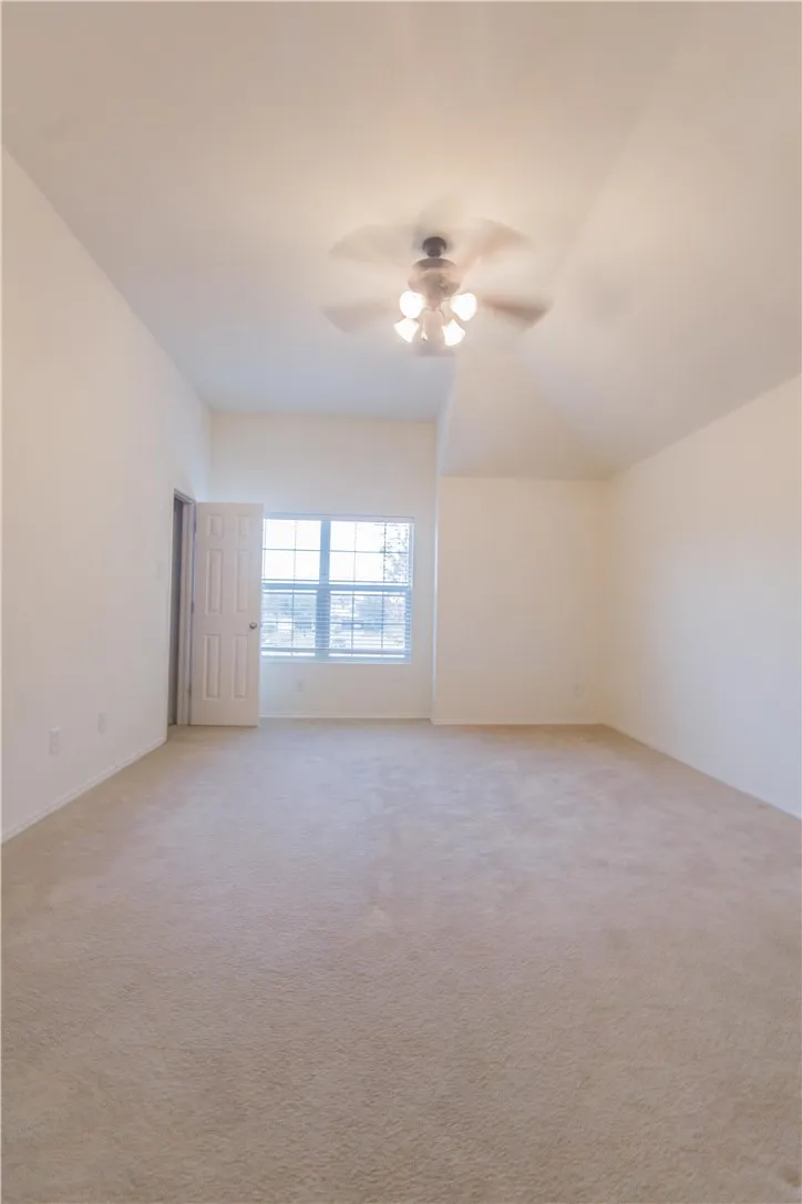 Townhouse For Rent in Collin County , 10371 Darkwood Drive, Frisco, Texas 75035, 3 Bedroom, 3 Bathroom, 2 Garage spaces, 1,641 Sqft, built in 2006, mls#21331595, Real Estate Agent in Frisco, Homes For Rent in Collin county, Homes For Rent in Frisco, Realtor in Frisco Texas, Real Estate Brokerage Independent Realty Texas, Luminita Cordes Realtor