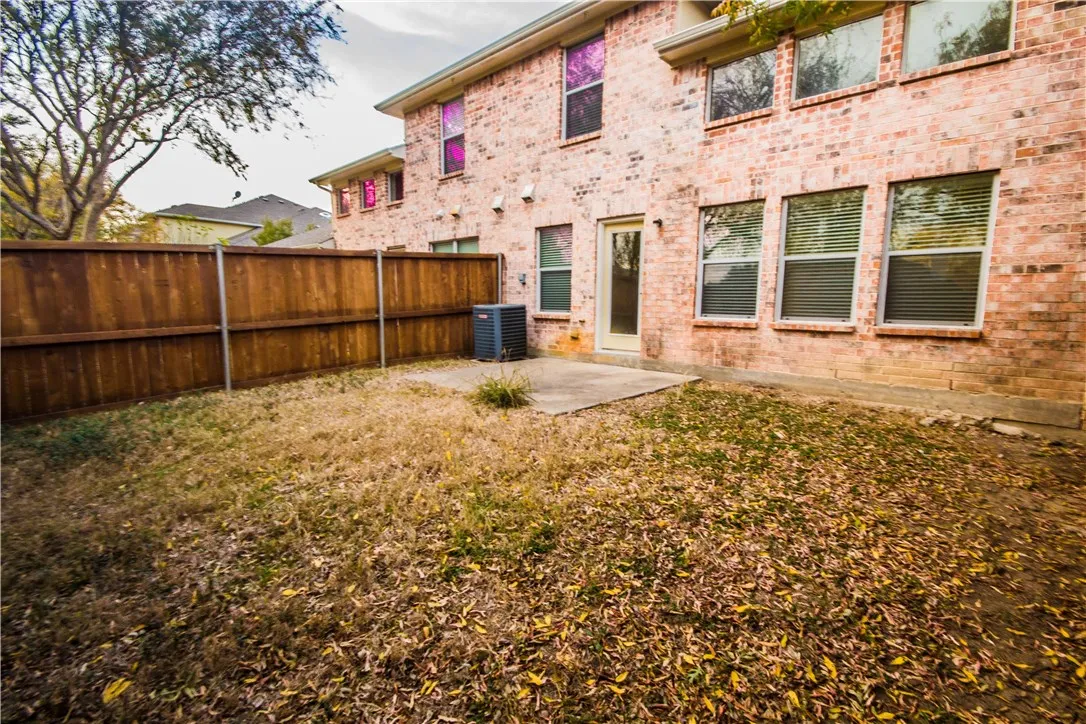 Townhouse For Rent in Collin County , 10371 Darkwood Drive, Frisco, Texas 75035, 3 Bedroom, 3 Bathroom, 2 Garage spaces, 1,641 Sqft, built in 2006, mls#21331595, Real Estate Agent in Frisco, Homes For Rent in Collin county, Homes For Rent in Frisco, Realtor in Frisco Texas, Real Estate Brokerage Independent Realty Texas, Luminita Cordes Realtor