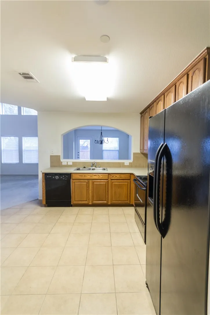 Townhouse For Rent in Collin County , 10371 Darkwood Drive, Frisco, Texas 75035, 3 Bedroom, 3 Bathroom, 2 Garage spaces, 1,641 Sqft, built in 2006, mls#21331595, Real Estate Agent in Frisco, Homes For Rent in Collin county, Homes For Rent in Frisco, Realtor in Frisco Texas, Real Estate Brokerage Independent Realty Texas, Luminita Cordes Realtor