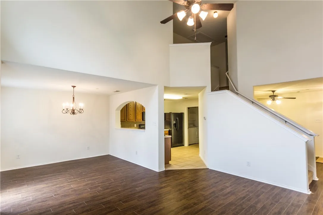 Townhouse For Rent in Collin County , 10371 Darkwood Drive, Frisco, Texas 75035, 3 Bedroom, 3 Bathroom, 2 Garage spaces, 1,641 Sqft, built in 2006, mls#21331595, Real Estate Agent in Frisco, Homes For Rent in Collin county, Homes For Rent in Frisco, Realtor in Frisco Texas, Real Estate Brokerage Independent Realty Texas, Luminita Cordes Realtor