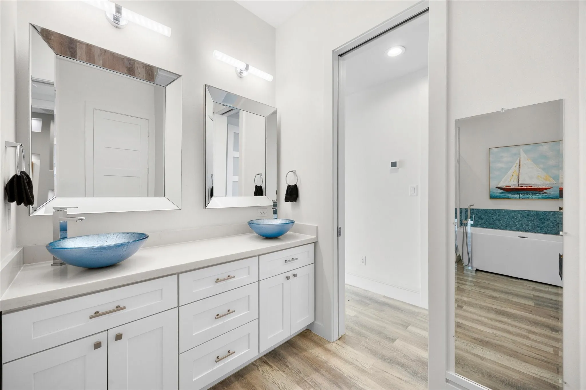 Single Family Residence For Sale in Henderson County , 130 Harbor Drive, Gun Barrel City, Texas 75156, 3 Bedroom, 4 Bathroom, 2 Garage spaces, 2,910 Sqft, built in 2019, mls#21332713, Real Estate Agent in Gun Barrel City, Homes For Sale in Henderson county, Homes For Sale in Gun Barrel City, Realtor in Gun Barrel City Texas, Real Estate Brokerage Independent Realty Texas, Luminita Cordes Realtor