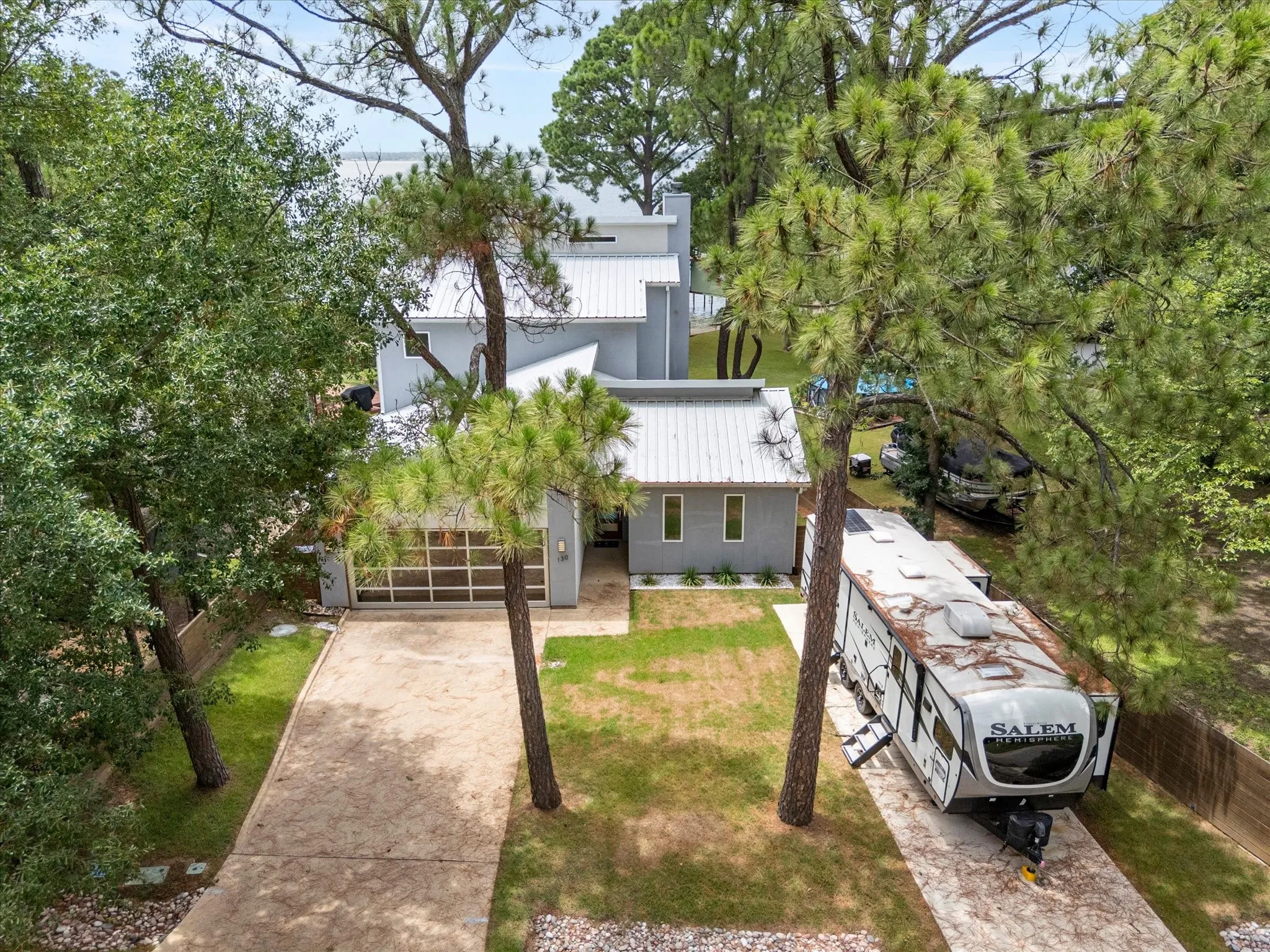 Single Family Residence For Sale in Henderson County , 130 Harbor Drive, Gun Barrel City, Texas 75156, 3 Bedroom, 4 Bathroom, 2 Garage spaces, 2,910 Sqft, built in 2019, mls#21332713, Real Estate Agent in Gun Barrel City, Homes For Sale in Henderson county, Homes For Sale in Gun Barrel City, Realtor in Gun Barrel City Texas, Real Estate Brokerage Independent Realty Texas, Luminita Cordes Realtor