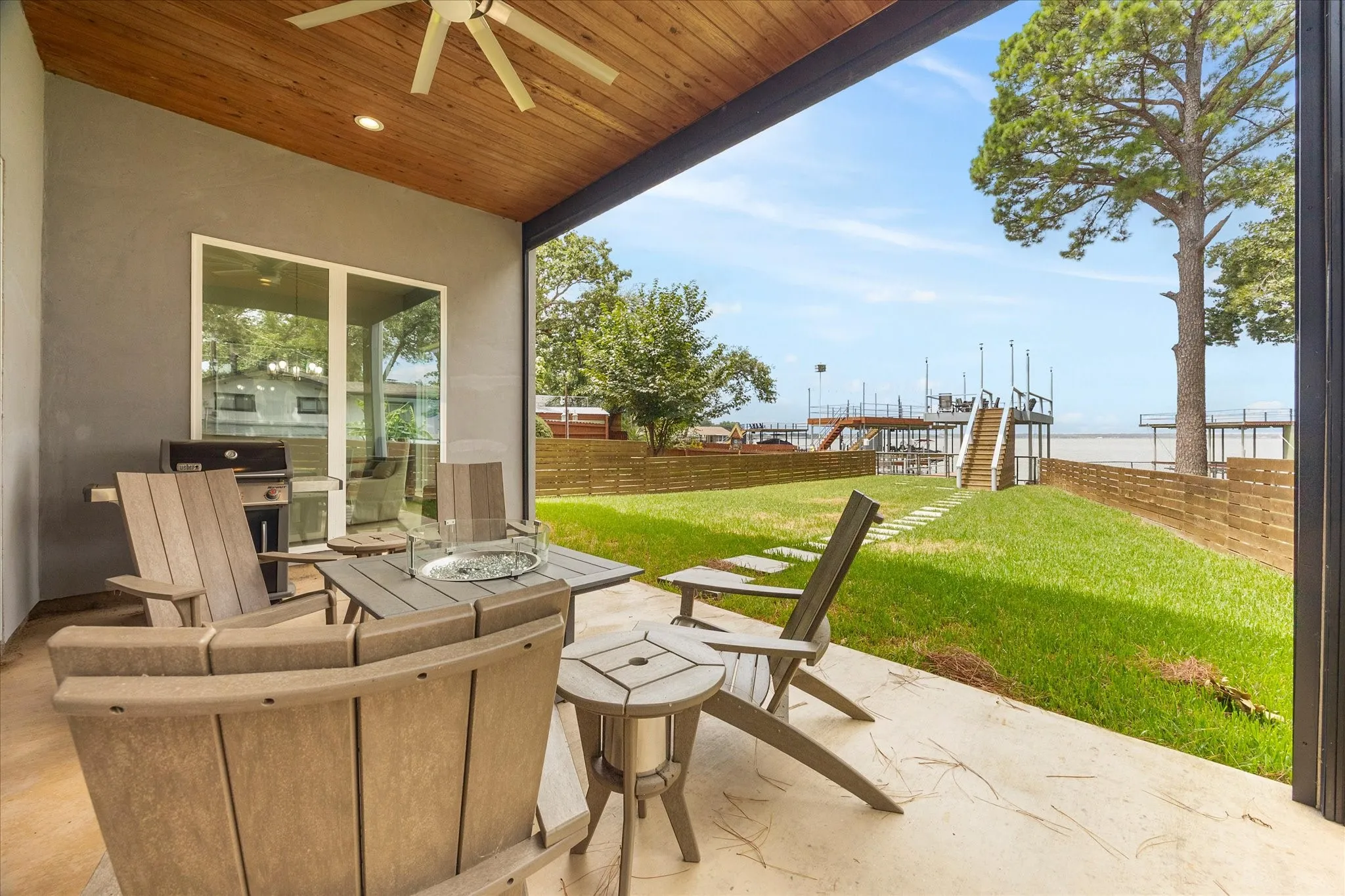 Single Family Residence For Sale in Henderson County , 130 Harbor Drive, Gun Barrel City, Texas 75156, 3 Bedroom, 4 Bathroom, 2 Garage spaces, 2,910 Sqft, built in 2019, mls#21332713, Real Estate Agent in Gun Barrel City, Homes For Sale in Henderson county, Homes For Sale in Gun Barrel City, Realtor in Gun Barrel City Texas, Real Estate Brokerage Independent Realty Texas, Luminita Cordes Realtor