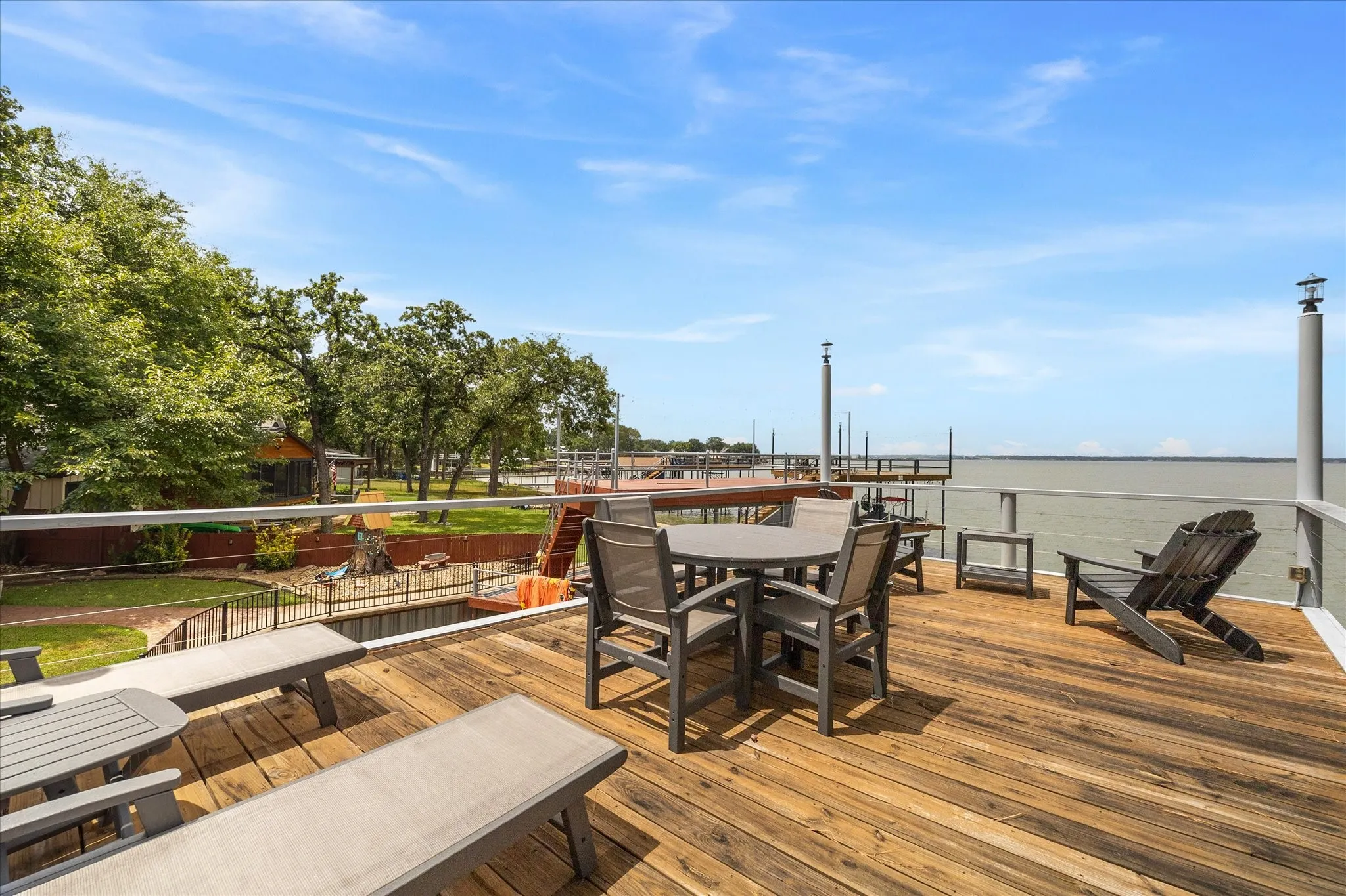 Single Family Residence For Sale in Henderson County , 130 Harbor Drive, Gun Barrel City, Texas 75156, 3 Bedroom, 4 Bathroom, 2 Garage spaces, 2,910 Sqft, built in 2019, mls#21332713, Real Estate Agent in Gun Barrel City, Homes For Sale in Henderson county, Homes For Sale in Gun Barrel City, Realtor in Gun Barrel City Texas, Real Estate Brokerage Independent Realty Texas, Luminita Cordes Realtor