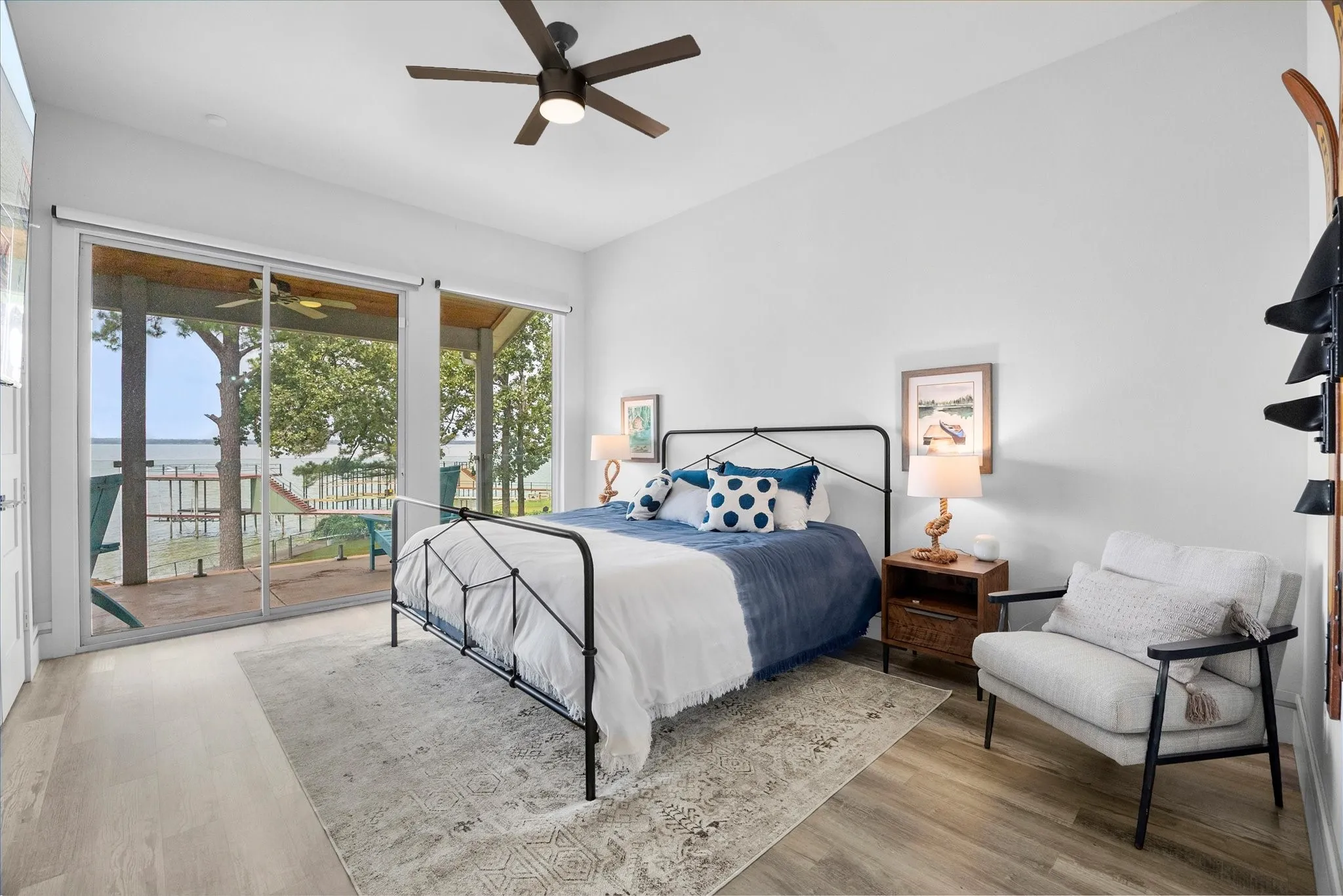 Single Family Residence For Sale in Henderson County , 130 Harbor Drive, Gun Barrel City, Texas 75156, 3 Bedroom, 4 Bathroom, 2 Garage spaces, 2,910 Sqft, built in 2019, mls#21332713, Real Estate Agent in Gun Barrel City, Homes For Sale in Henderson county, Homes For Sale in Gun Barrel City, Realtor in Gun Barrel City Texas, Real Estate Brokerage Independent Realty Texas, Luminita Cordes Realtor