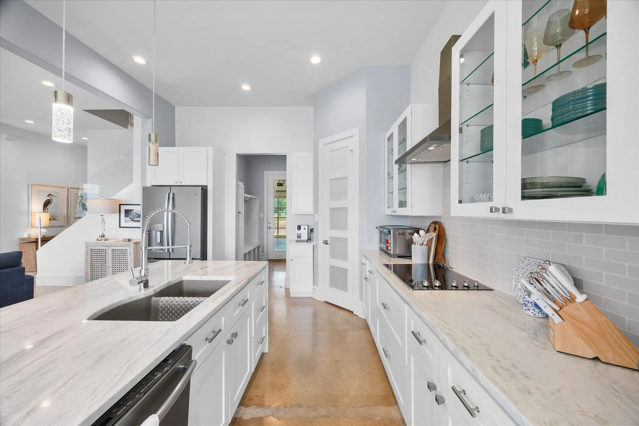 Single Family Residence For Sale in Henderson County , 130 Harbor Drive, Gun Barrel City, Texas 75156, 3 Bedroom, 4 Bathroom, 2 Garage spaces, 2,910 Sqft, built in 2019, mls#21332713, Real Estate Agent in Gun Barrel City, Homes For Sale in Henderson county, Homes For Sale in Gun Barrel City, Realtor in Gun Barrel City Texas, Real Estate Brokerage Independent Realty Texas, Luminita Cordes Realtor