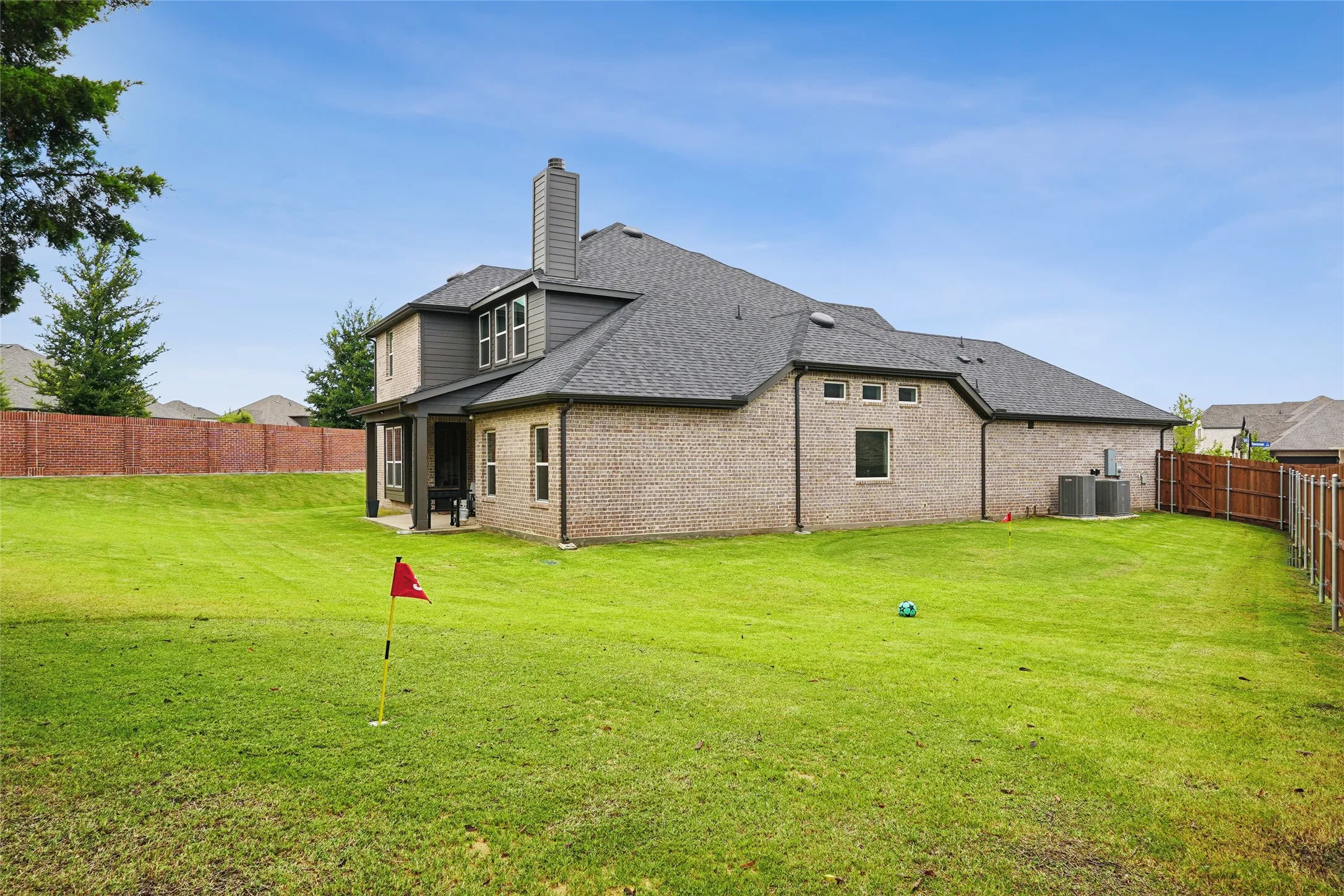 Single Family Residence For Sale in Ellis County , 826 Townsman Court, Midlothian, Texas 76065, 4 Bedroom, 4 Bathroom, 3 Garage spaces, 3,176 Sqft, built in 2025, mls#21329398, Real Estate Agent in Midlothian, Homes For Sale in Ellis county, Homes For Sale in Midlothian, Realtor in Midlothian Texas, Real Estate Brokerage Independent Realty Texas, Luminita Cordes Realtor