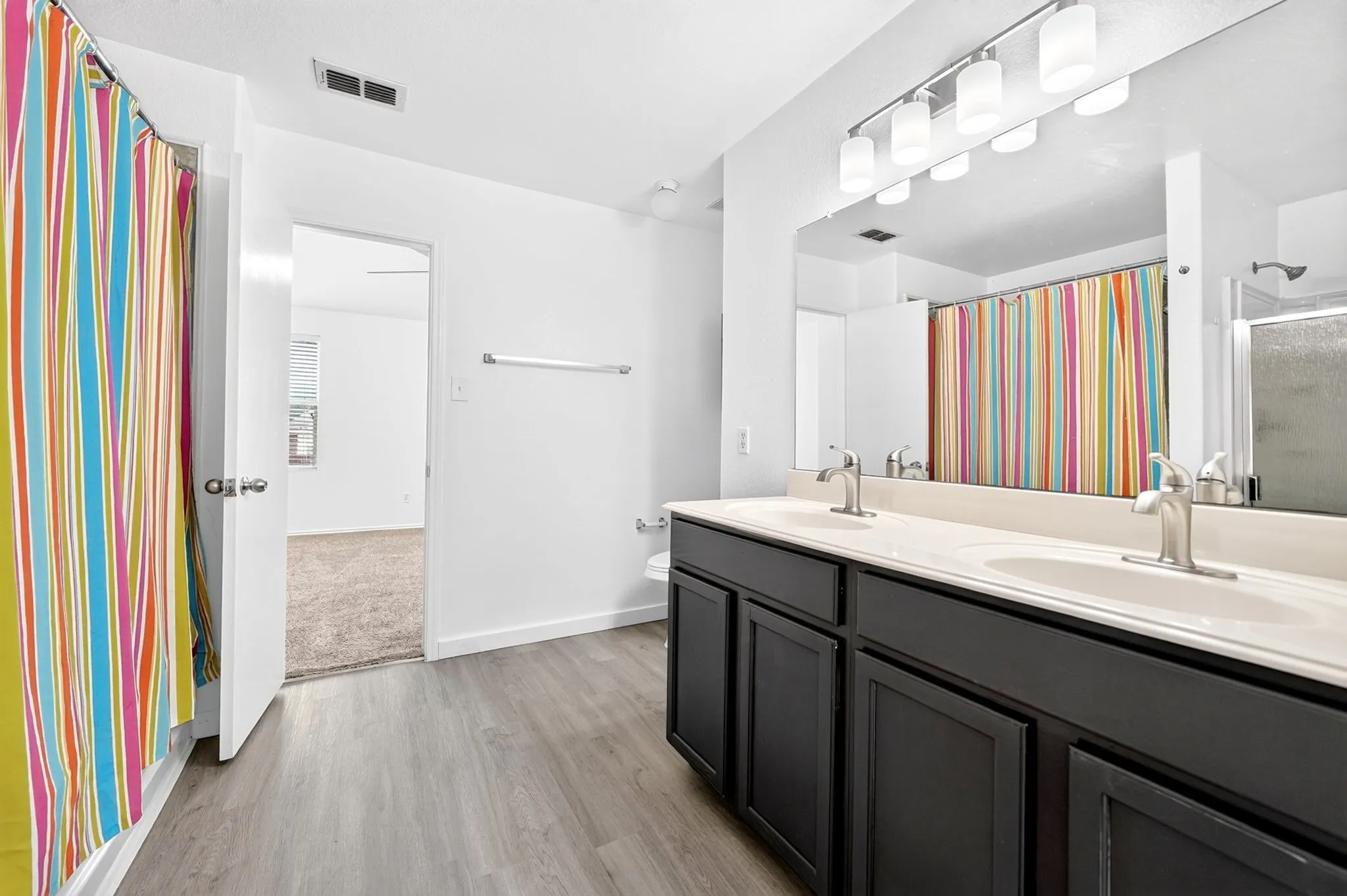 Single Family Residence For Sale in Collin County , 904 Silver Sage Drive, Wylie, Texas 75098, 4 Bedroom, 3 Bathroom, 2 Garage spaces, 2,603 Sqft, built in 2006, mls#21332738, Real Estate Agent in Wylie, Homes For Sale in Collin county, Homes For Sale in Wylie, Realtor in Wylie Texas, Real Estate Brokerage Independent Realty Texas, Luminita Cordes Realtor