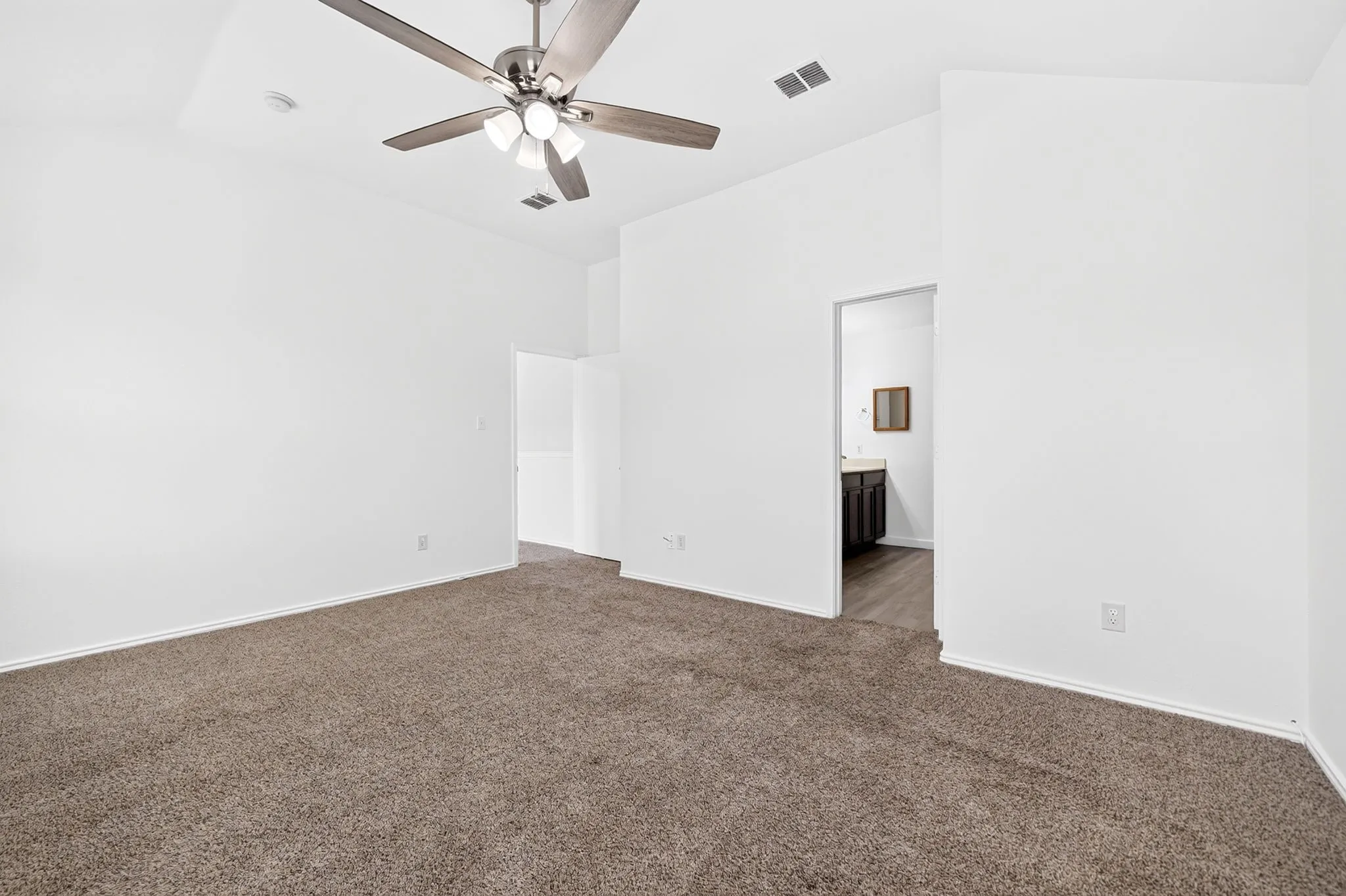 Single Family Residence For Sale in Collin County , 904 Silver Sage Drive, Wylie, Texas 75098, 4 Bedroom, 3 Bathroom, 2 Garage spaces, 2,603 Sqft, built in 2006, mls#21332738, Real Estate Agent in Wylie, Homes For Sale in Collin county, Homes For Sale in Wylie, Realtor in Wylie Texas, Real Estate Brokerage Independent Realty Texas, Luminita Cordes Realtor