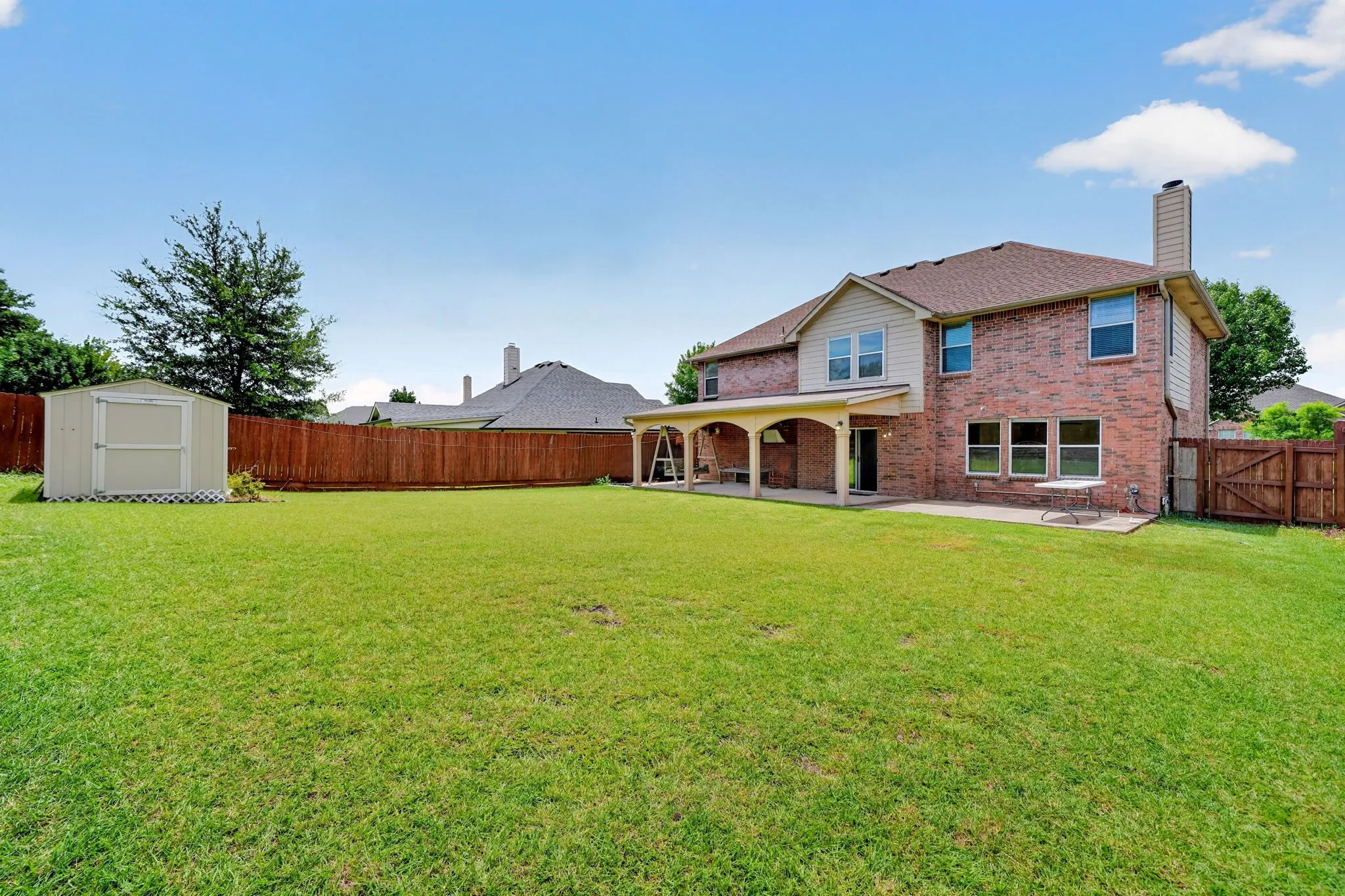 Single Family Residence For Sale in Collin County , 904 Silver Sage Drive, Wylie, Texas 75098, 4 Bedroom, 3 Bathroom, 2 Garage spaces, 2,603 Sqft, built in 2006, mls#21332738, Real Estate Agent in Wylie, Homes For Sale in Collin county, Homes For Sale in Wylie, Realtor in Wylie Texas, Real Estate Brokerage Independent Realty Texas, Luminita Cordes Realtor