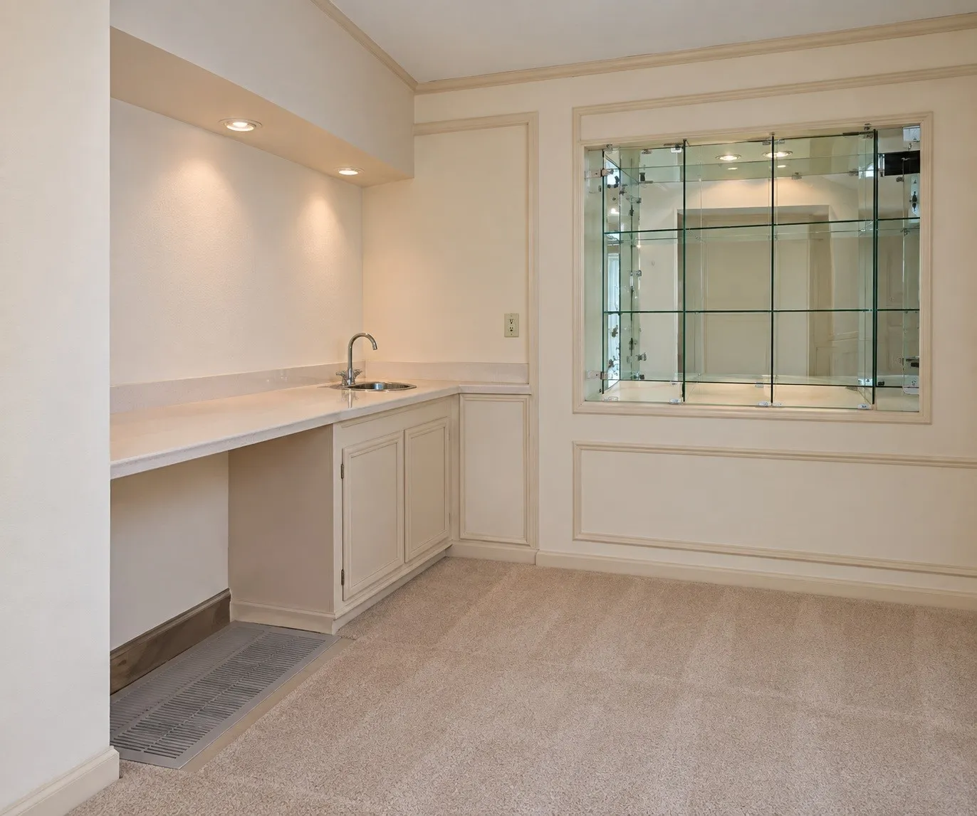 Single Family Residence For Sale in Collin County , 265 Weston Road, Weston, Texas 75009, 4 Bedroom, 4 Bathroom, Garage spaces, 3,376 Sqft, built in 1972, mls#21332529, Real Estate Agent in Weston, Homes For Sale in Collin county, Homes For Sale in Weston, Realtor in Weston Texas, Real Estate Brokerage Independent Realty Texas, Luminita Cordes Realtor
