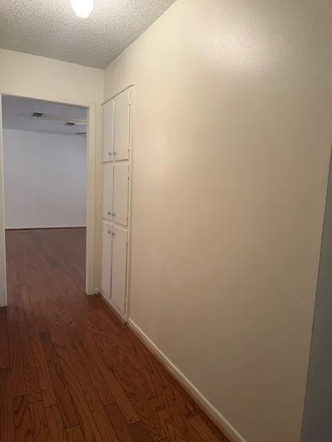 Single Family Residence For Sale in Brown County , 4504 Delwood Drive, Brownwood, Texas 76801, 3 Bedroom, 2 Bathroom, 2 Garage spaces, 1,830 Sqft, built in 1975, mls#21332766, Real Estate Agent in Brownwood, Homes For Sale in Brown county, Homes For Sale in Brownwood, Realtor in Brownwood Texas, Real Estate Brokerage Independent Realty Texas, Luminita Cordes Realtor