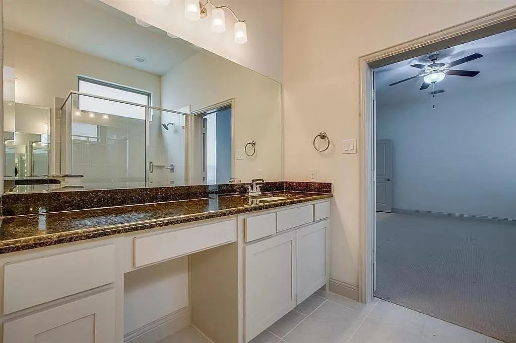 Townhouse For Rent in Denton County , 4678C Dozier Road, Carrollton, Texas 75010, 3 Bedroom, 3 Bathroom, 2 Garage spaces, 2,262 Sqft, built in 2016, mls#21332780, Real Estate Agent in Carrollton, Homes For Rent in Denton county, Homes For Rent in Carrollton, Realtor in Carrollton Texas, Real Estate Brokerage Independent Realty Texas, Luminita Cordes Realtor