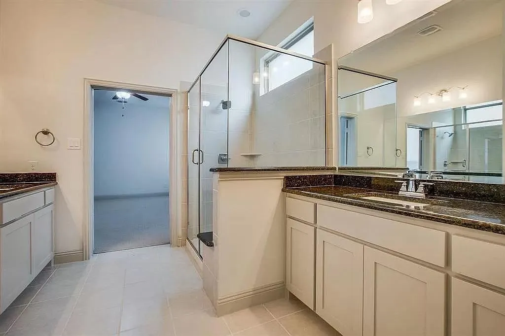 Townhouse For Rent in Denton County , 4678C Dozier Road, Carrollton, Texas 75010, 3 Bedroom, 3 Bathroom, 2 Garage spaces, 2,262 Sqft, built in 2016, mls#21332780, Real Estate Agent in Carrollton, Homes For Rent in Denton county, Homes For Rent in Carrollton, Realtor in Carrollton Texas, Real Estate Brokerage Independent Realty Texas, Luminita Cordes Realtor