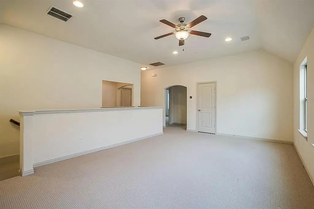 Townhouse For Rent in Denton County , 4678C Dozier Road, Carrollton, Texas 75010, 3 Bedroom, 3 Bathroom, 2 Garage spaces, 2,262 Sqft, built in 2016, mls#21332780, Real Estate Agent in Carrollton, Homes For Rent in Denton county, Homes For Rent in Carrollton, Realtor in Carrollton Texas, Real Estate Brokerage Independent Realty Texas, Luminita Cordes Realtor