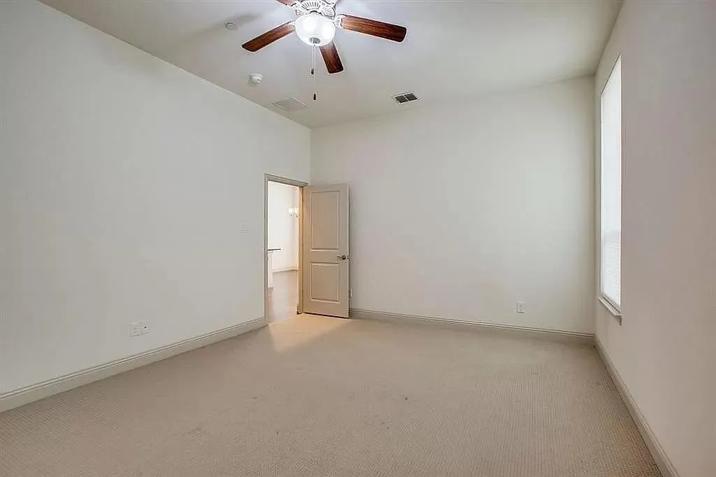 Townhouse For Rent in Denton County , 4678C Dozier Road, Carrollton, Texas 75010, 3 Bedroom, 3 Bathroom, 2 Garage spaces, 2,262 Sqft, built in 2016, mls#21332780, Real Estate Agent in Carrollton, Homes For Rent in Denton county, Homes For Rent in Carrollton, Realtor in Carrollton Texas, Real Estate Brokerage Independent Realty Texas, Luminita Cordes Realtor