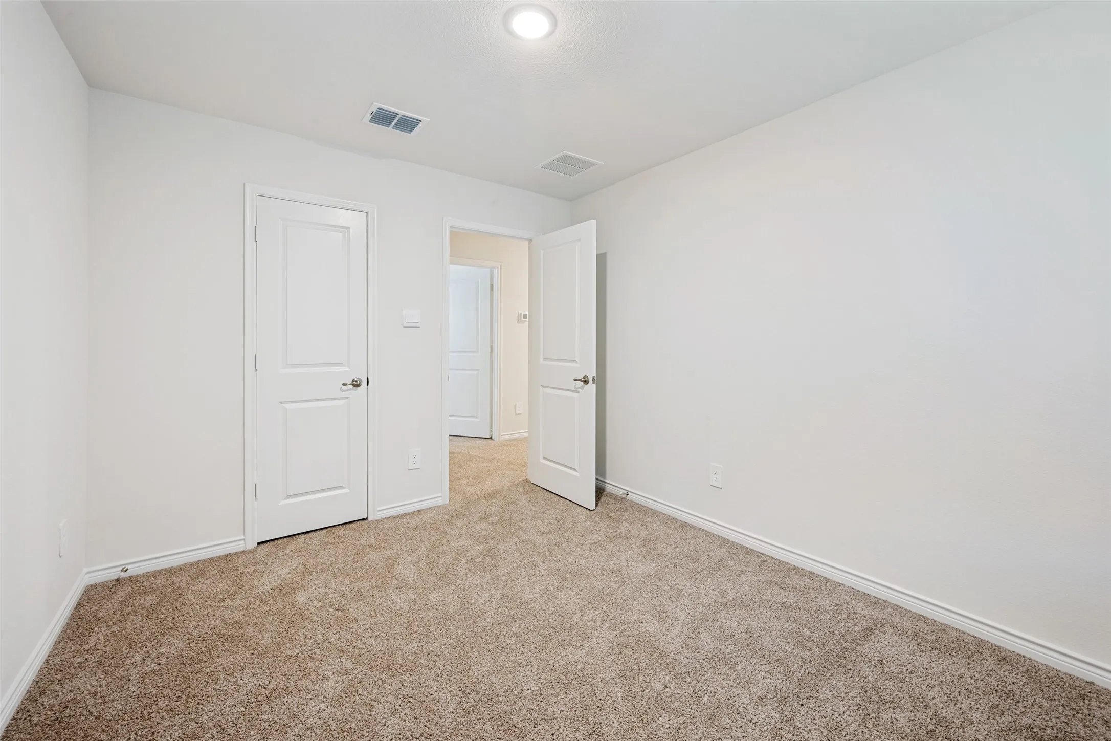 Single Family Residence For Sale in Tarrant County , 8153 Trudy Lane, Fort Worth, Texas 76120, 5 Bedroom, 3 Bathroom, 2 Garage spaces, 2,615 Sqft, built in 2024, mls#21331536, Real Estate Agent in Fort Worth, Homes For Sale in Tarrant county, Homes For Sale in Fort Worth, Realtor in Fort Worth Texas, Real Estate Brokerage Independent Realty Texas, Luminita Cordes Realtor