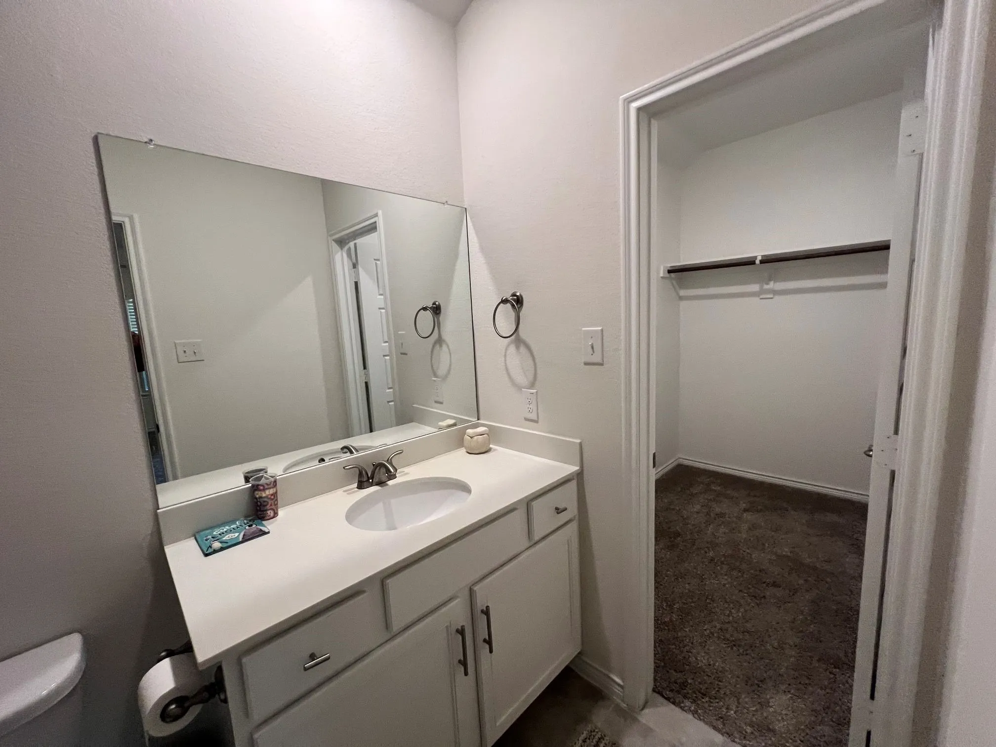 Third floor bathroom and closet
