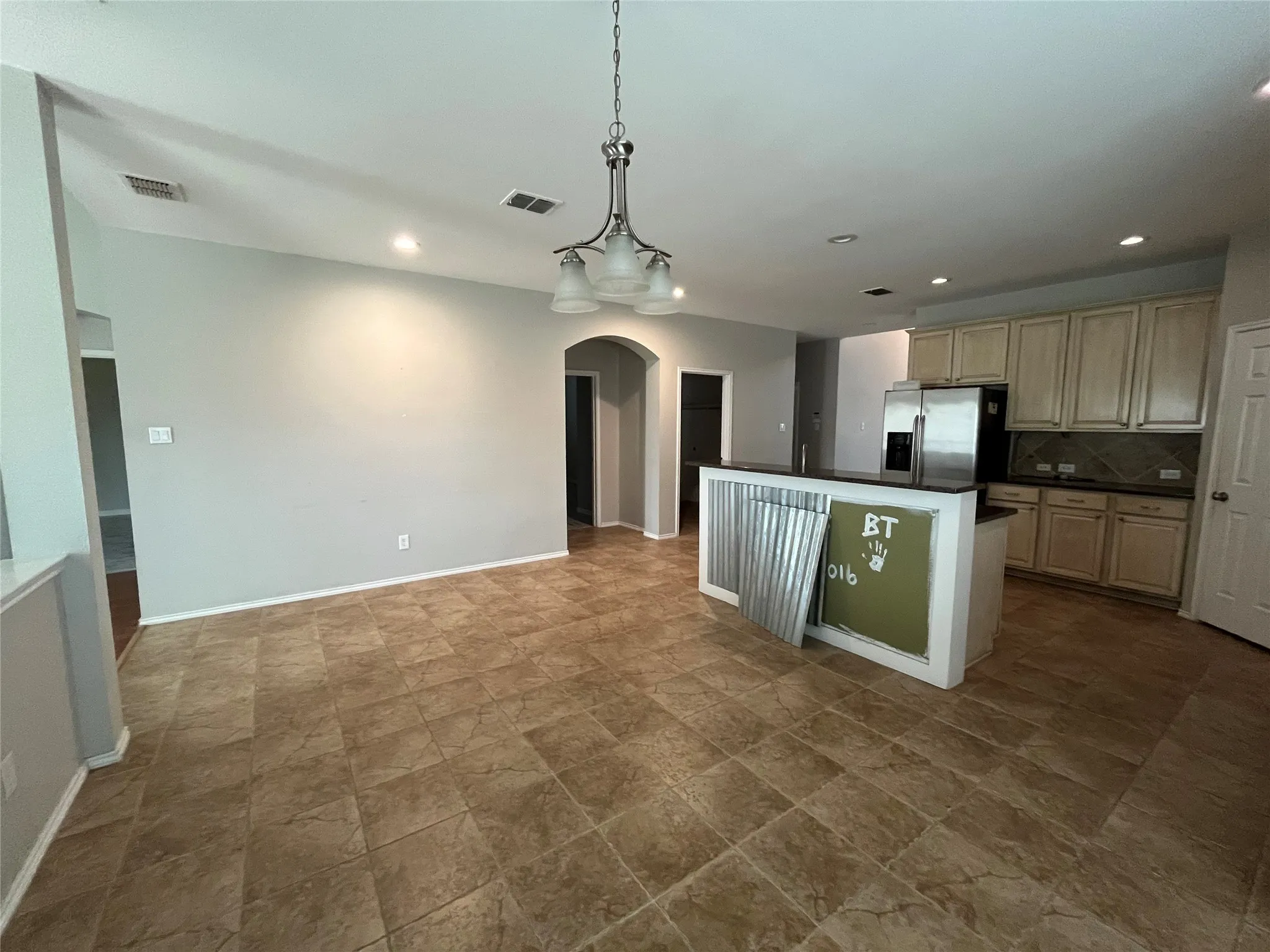 Single Family Residence For Sale in Kaufman County , 2011 New Braunfels, Forney, Texas 75126, 5 Bedroom, 4 Bathroom, 2 Garage spaces, 3,022 Sqft, built in 2008, mls#21332782, Real Estate Agent in Forney, Homes For Sale in Kaufman county, Homes For Sale in Forney, Realtor in Forney Texas, Real Estate Brokerage Independent Realty Texas, Luminita Cordes Realtor