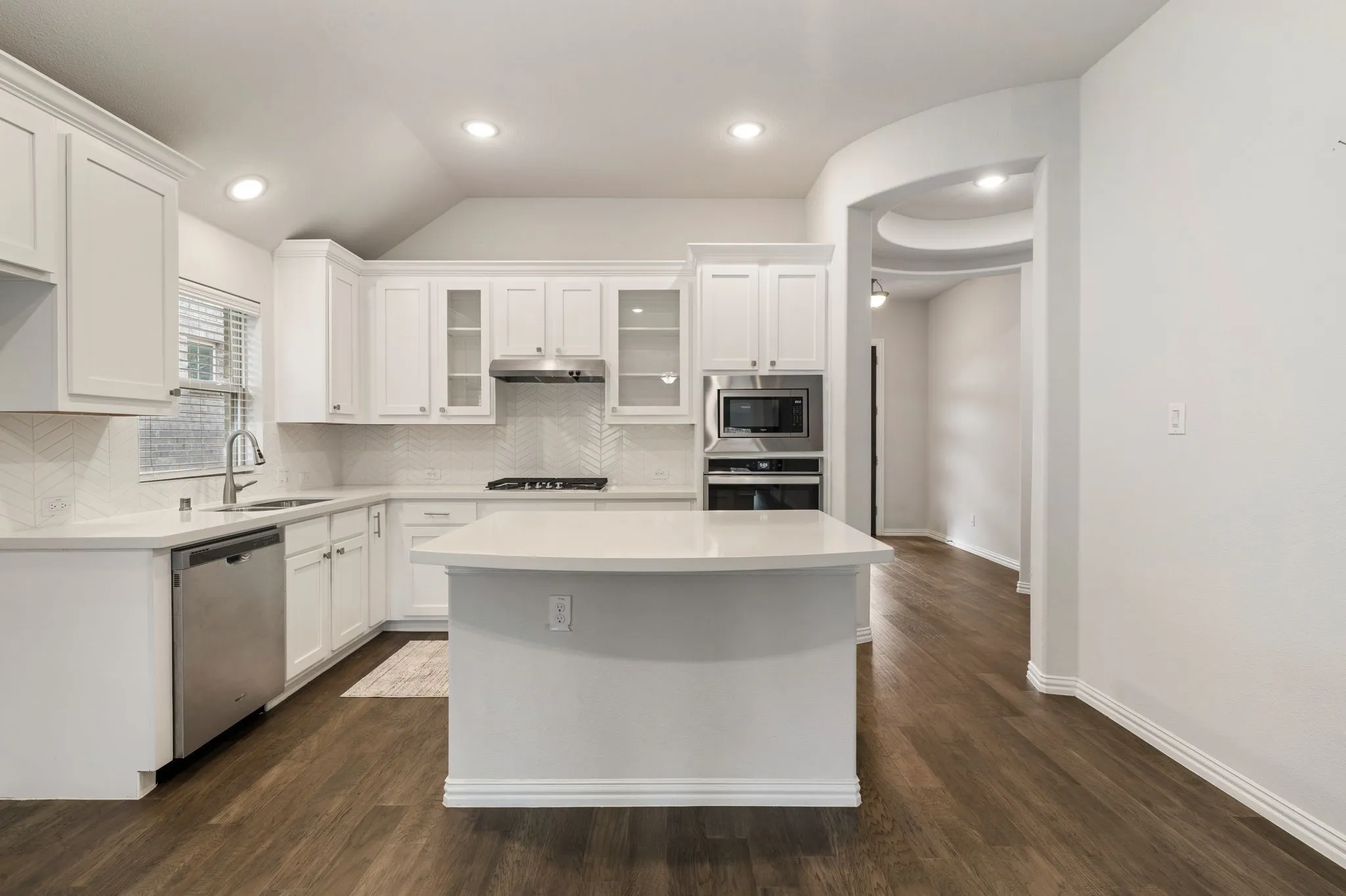 Single Family Residence For Sale in Kaufman County , 3124 Chinese Fir Drive, Heath, Texas 75126, 3 Bedroom, 2 Bathroom, 2 Garage spaces, 2,020 Sqft, built in 2019, mls#21332805, Real Estate Agent in Heath, Homes For Sale in Kaufman county, Homes For Sale in Heath, Realtor in Heath Texas, Real Estate Brokerage Independent Realty Texas, Luminita Cordes Realtor