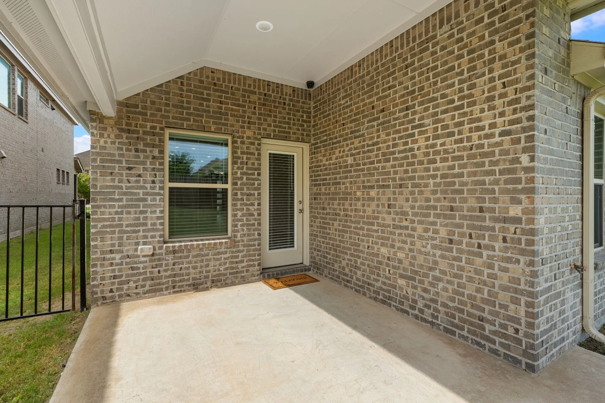 Single Family Residence For Sale in Kaufman County , 3124 Chinese Fir Drive, Heath, Texas 75126, 3 Bedroom, 2 Bathroom, 2 Garage spaces, 2,020 Sqft, built in 2019, mls#21332805, Real Estate Agent in Heath, Homes For Sale in Kaufman county, Homes For Sale in Heath, Realtor in Heath Texas, Real Estate Brokerage Independent Realty Texas, Luminita Cordes Realtor