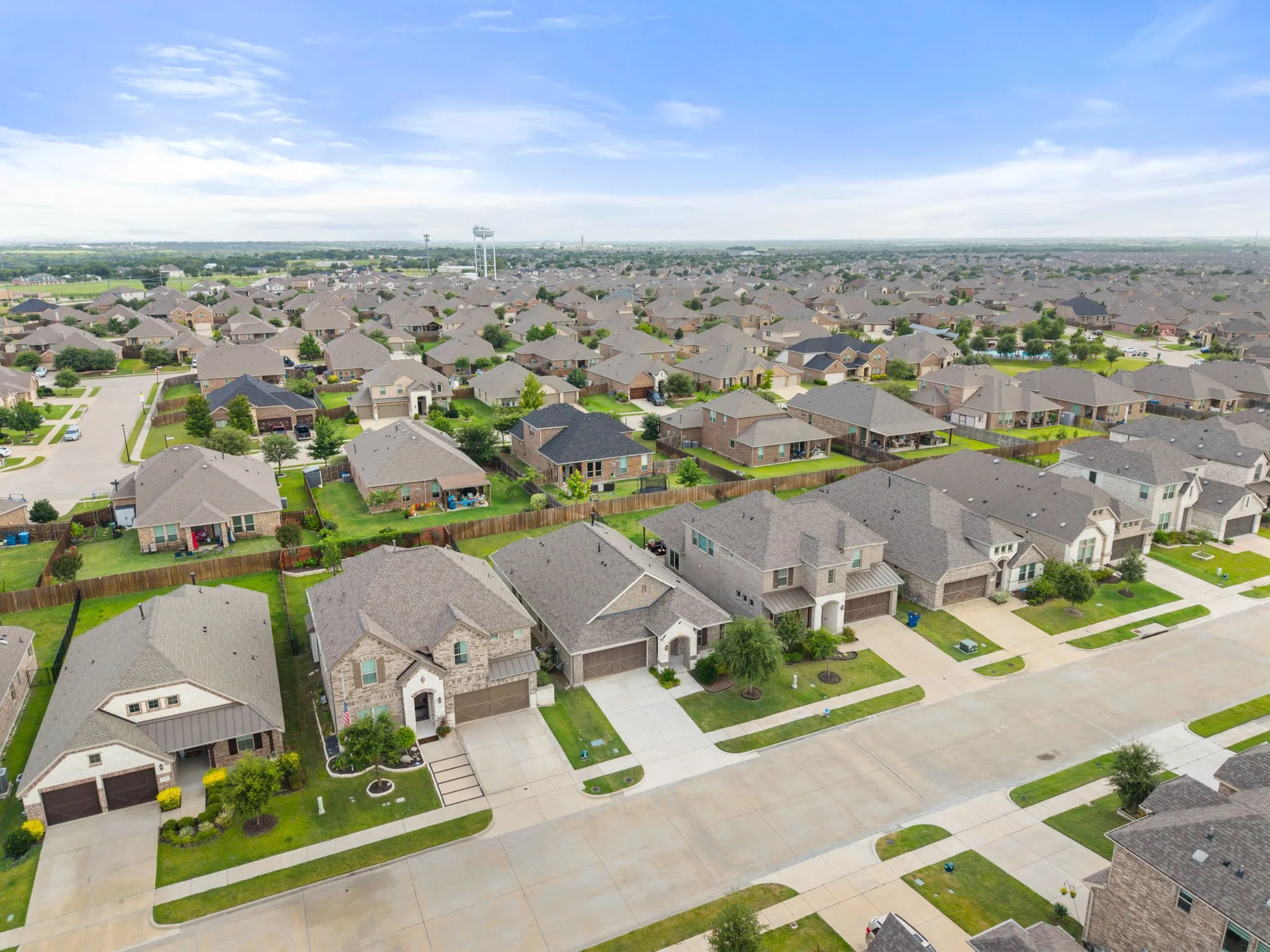 Single Family Residence For Sale in Kaufman County , 3124 Chinese Fir Drive, Heath, Texas 75126, 3 Bedroom, 2 Bathroom, 2 Garage spaces, 2,020 Sqft, built in 2019, mls#21332805, Real Estate Agent in Heath, Homes For Sale in Kaufman county, Homes For Sale in Heath, Realtor in Heath Texas, Real Estate Brokerage Independent Realty Texas, Luminita Cordes Realtor